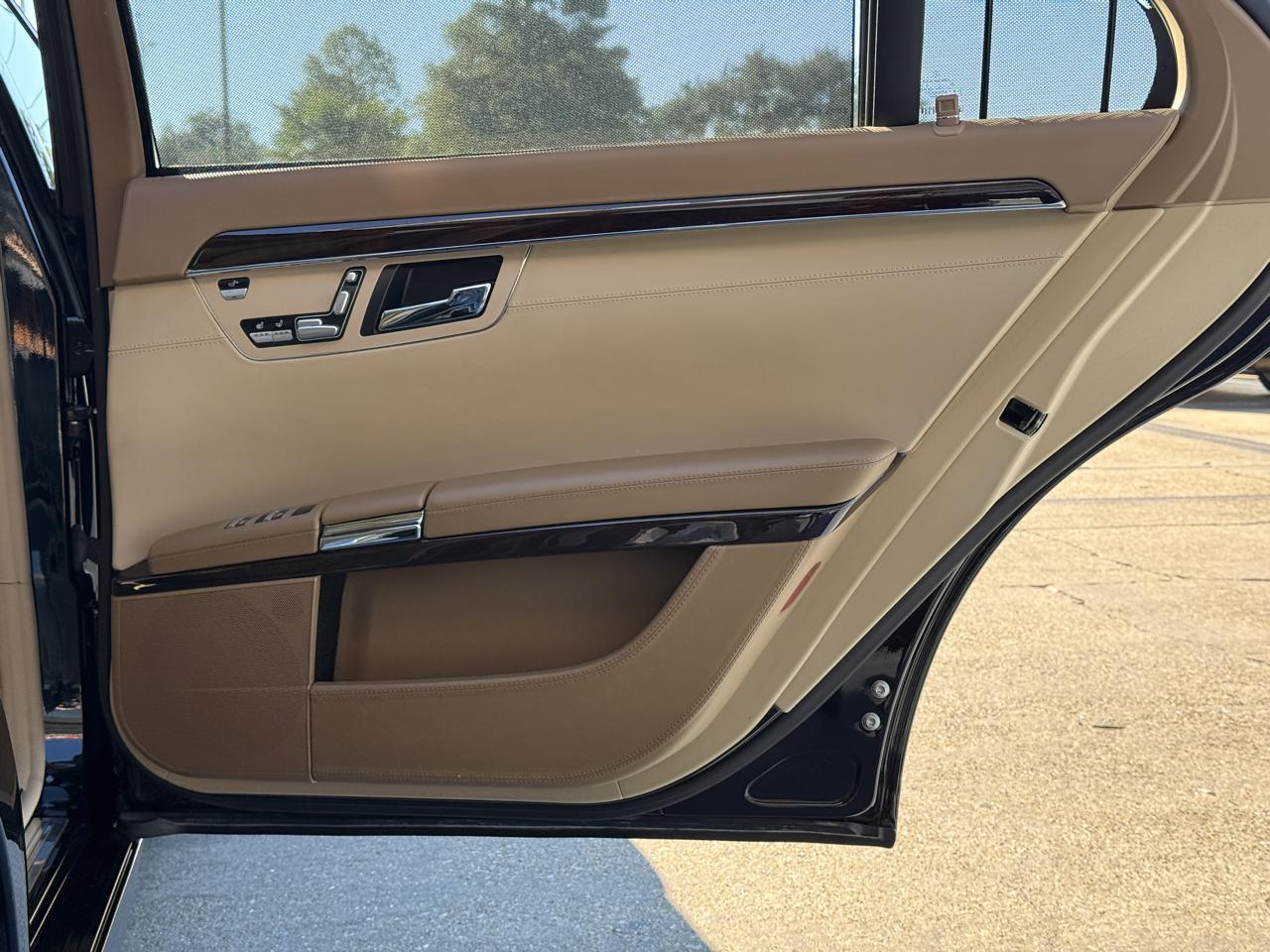Mercedes-Benz S-Class S600 2007
