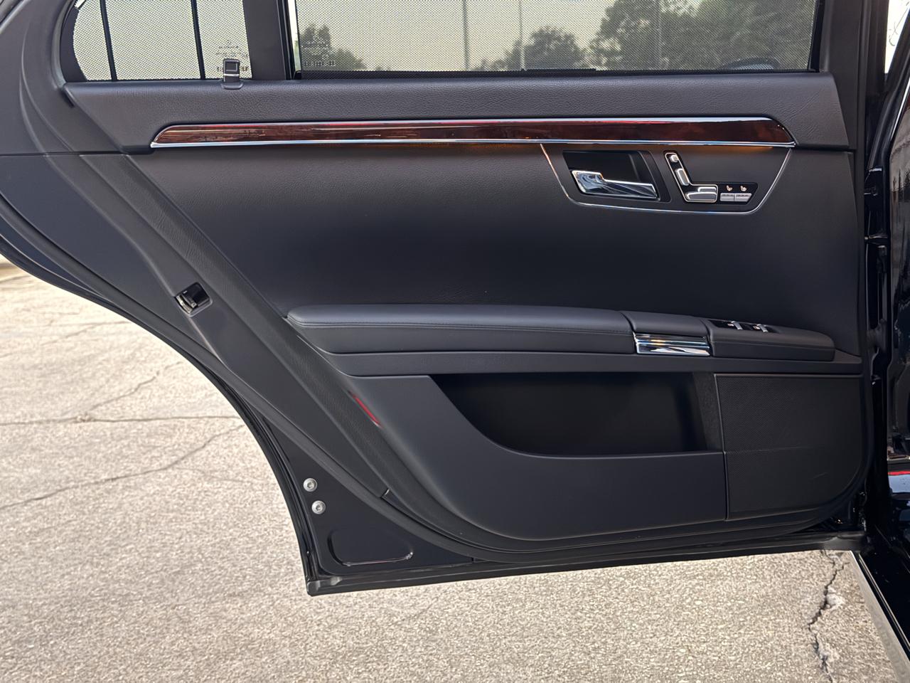 Mercedes-Benz S-Class S63 AMG 2009