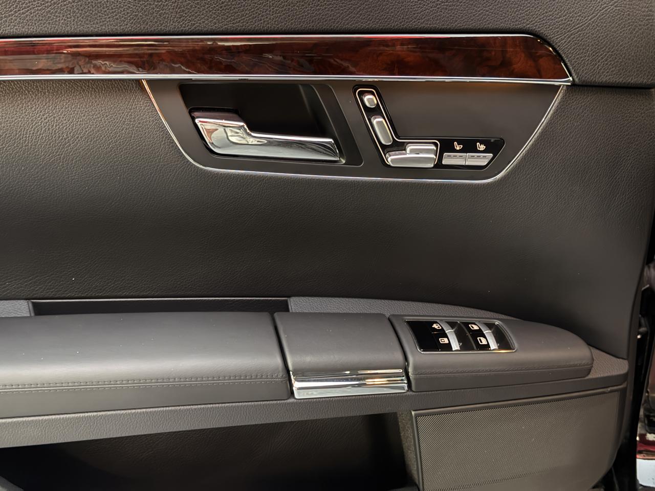 Mercedes-Benz S-Class S63 AMG 2009