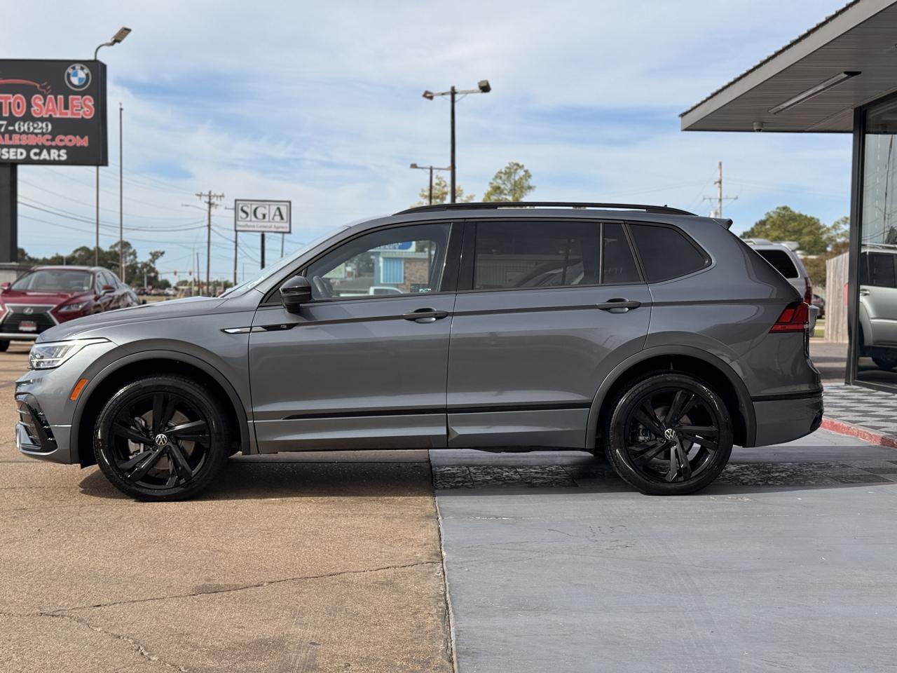 Volkswagen Tiguan SE R-Line Black 2023