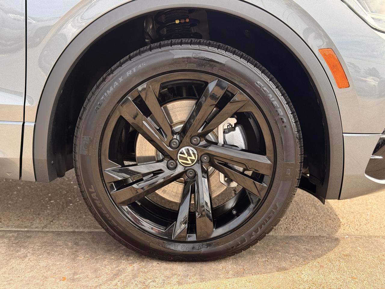 Volkswagen Tiguan SE R-Line Black 2023