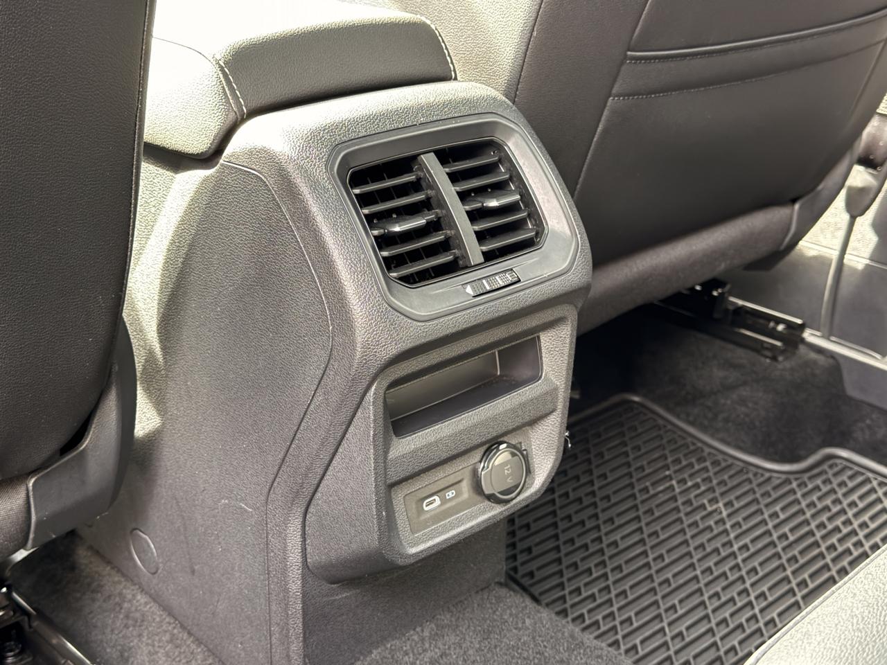 Volkswagen Tiguan SE R-Line Black 2023
