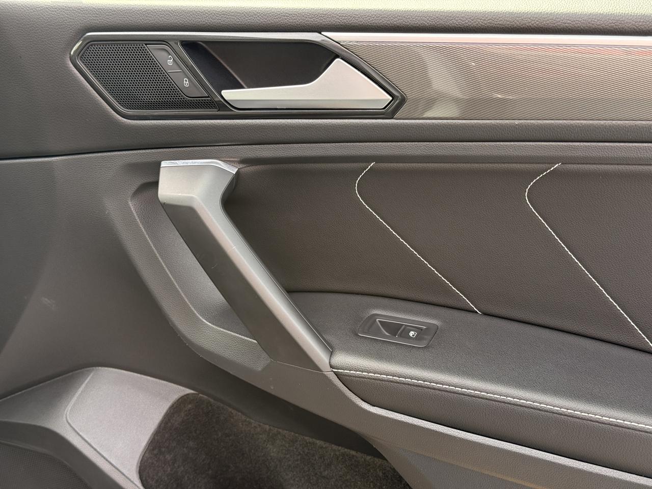 Volkswagen Tiguan SE R-Line Black 2023