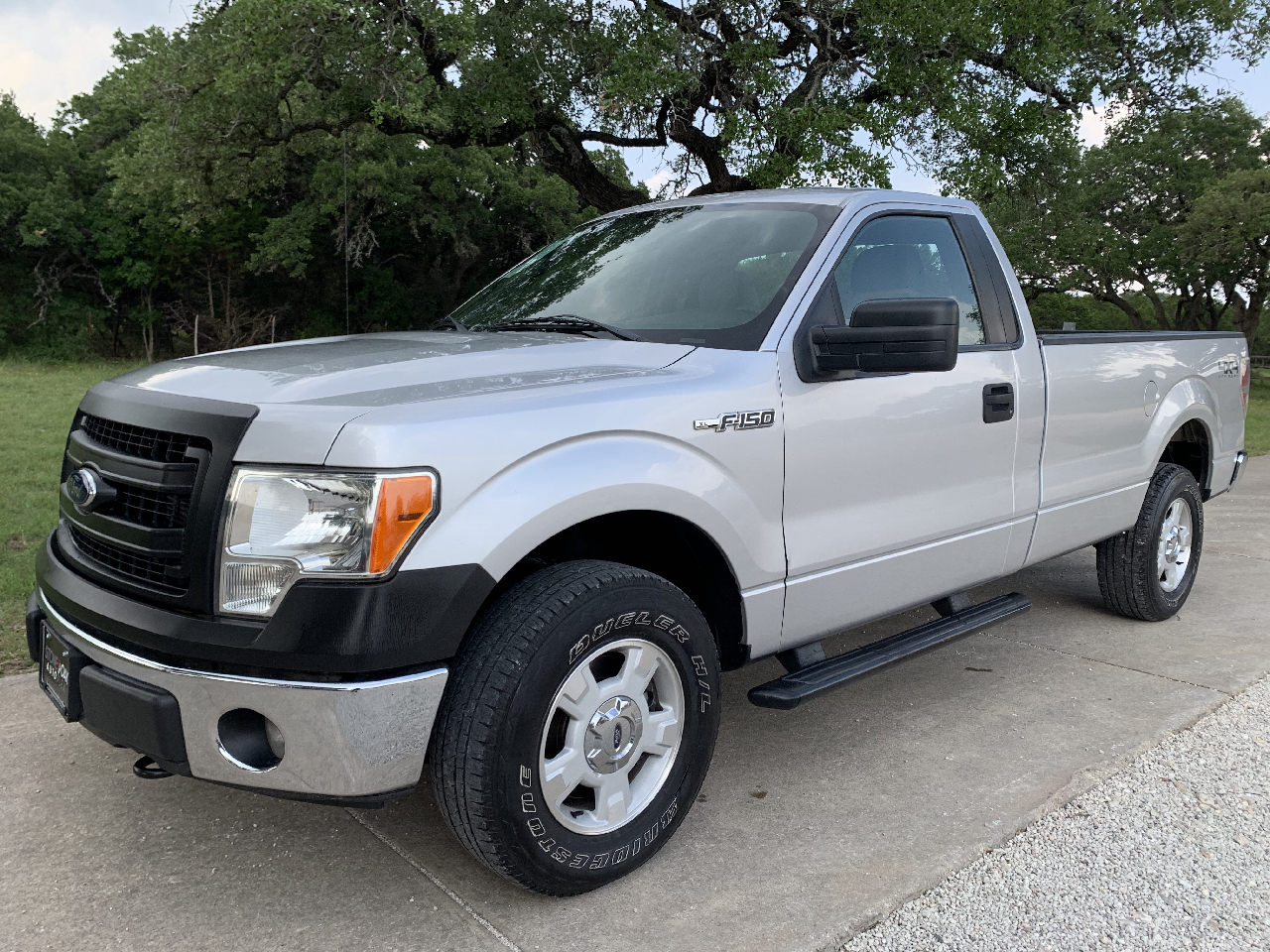 Used 2014 Ford F150 4WD Reg Cab 126" STX for Sale in San Antonio TX