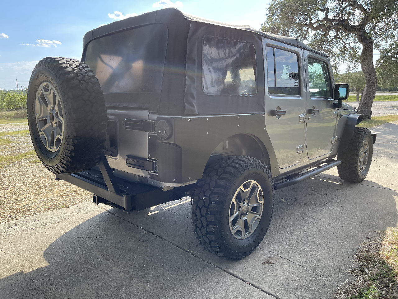 Used 2017 Jeep Wrangler Unlimited Sport 4WD for Sale in San Antonio TX