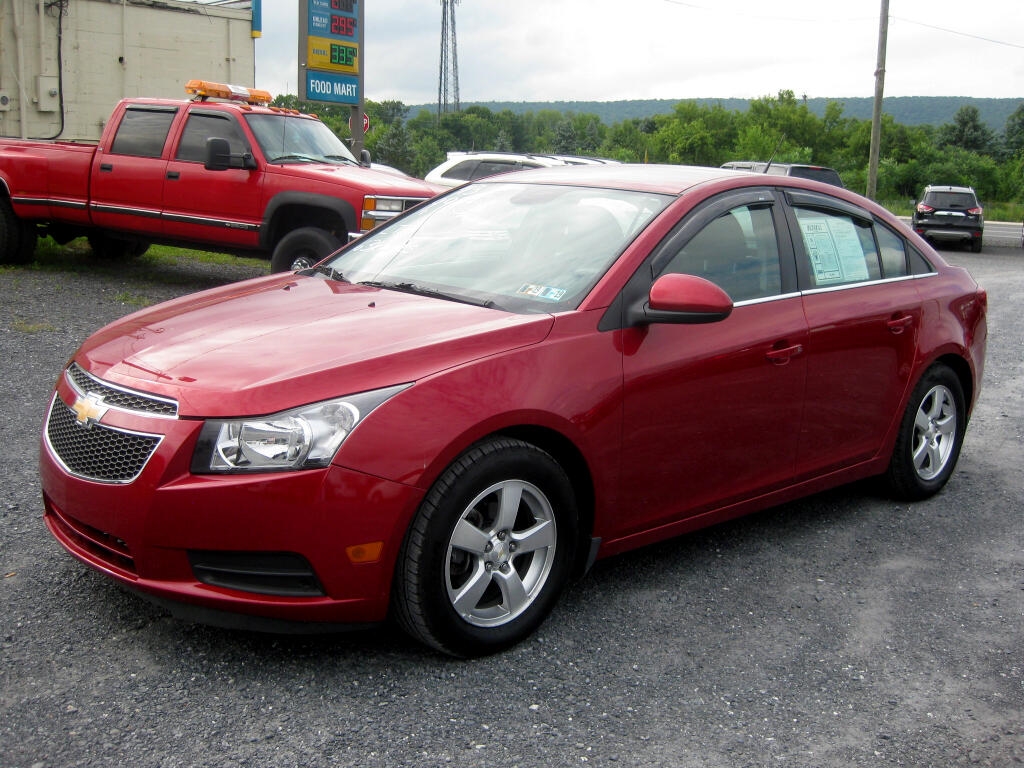 Used 2013 Chevrolet Cruze 4dr Sdn Auto LT for Sale in Wind Gap PA 18091