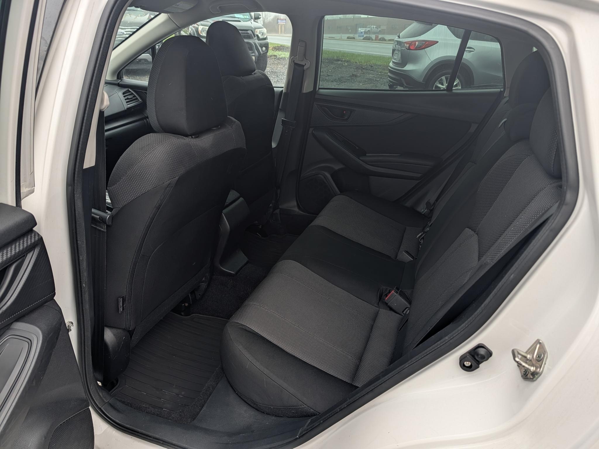 Subaru Impreza 2.0i CVT 5-Door 2017