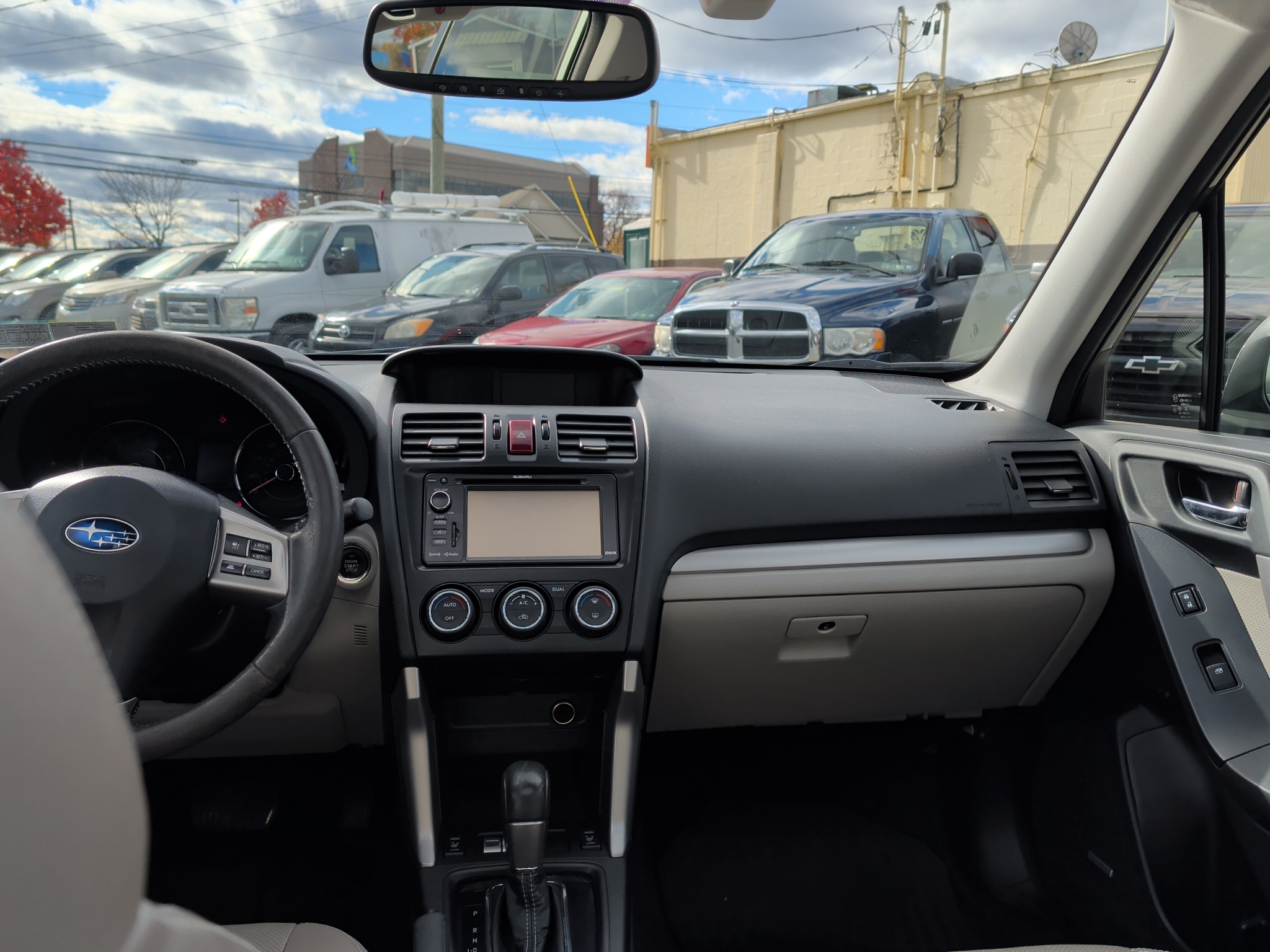 Subaru Forester 2.5i Touring 2015