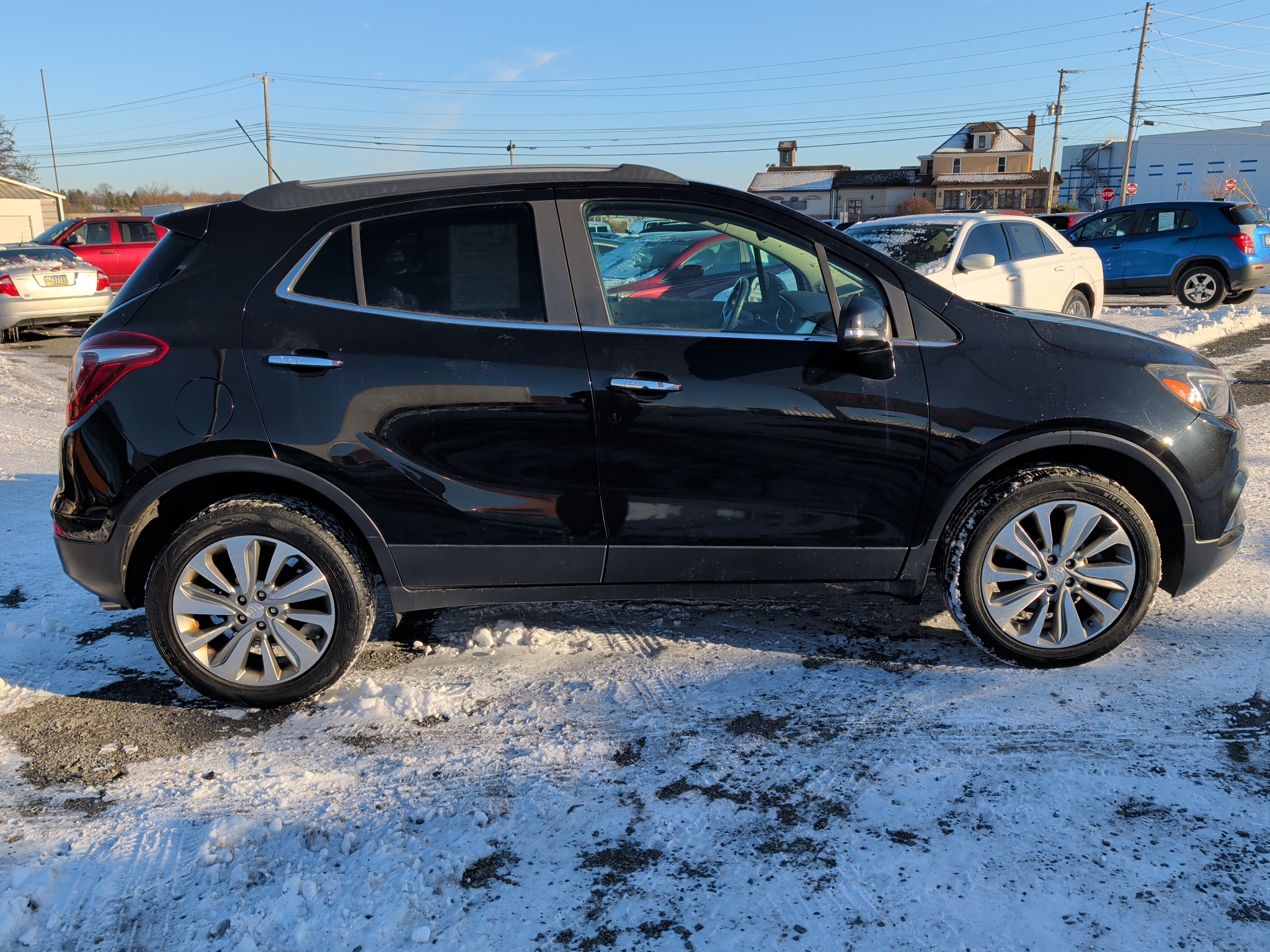 2017 Buick Encore Preferred's photo