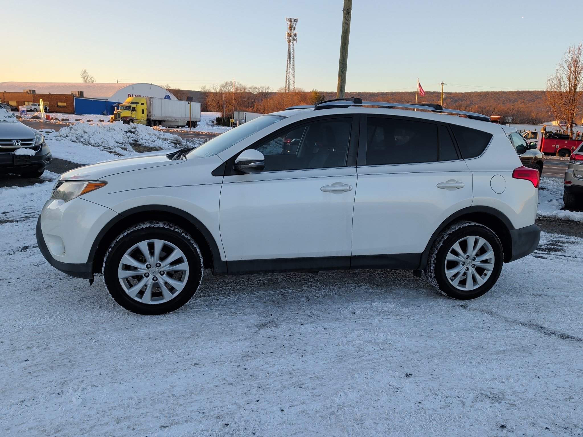 2013 Toyota RAV4 Limited's photo