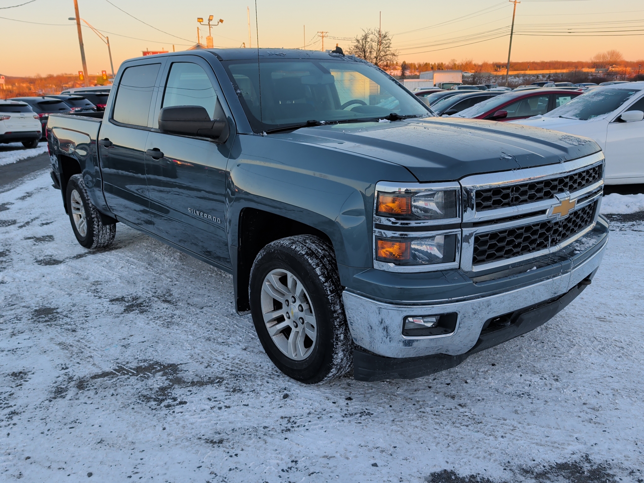 2014 Chevrolet Silverado 1500 2LT Crew Cab Long Box 4WD
