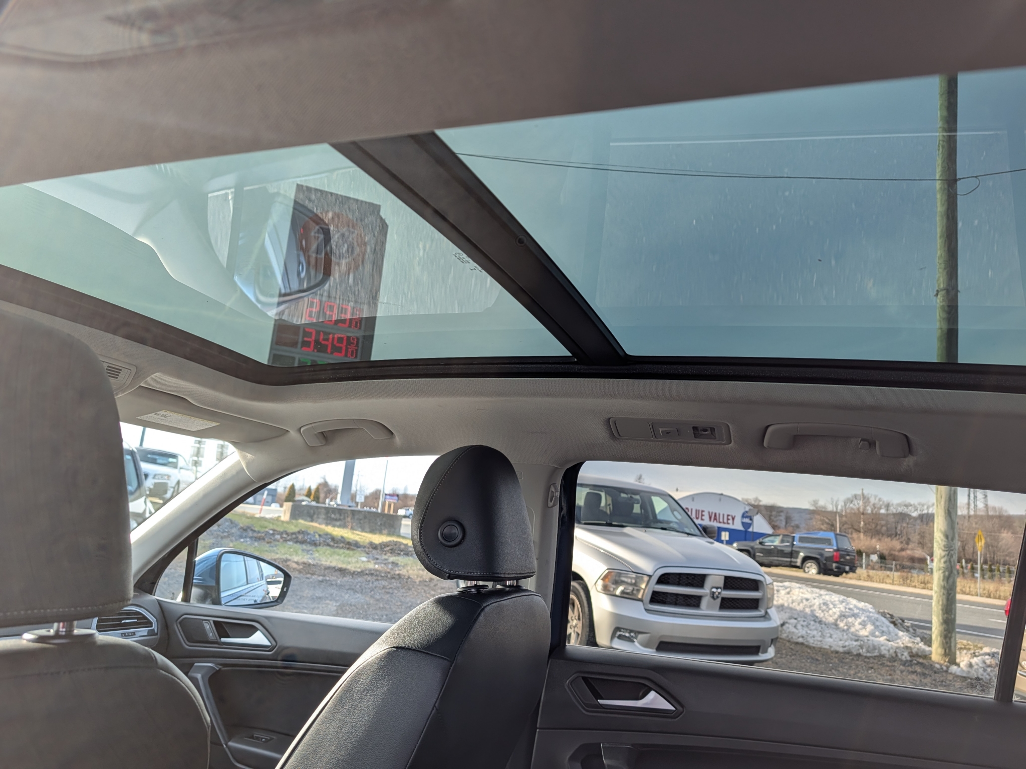 Volkswagen Tiguan SEL 4Motion AWD 2019