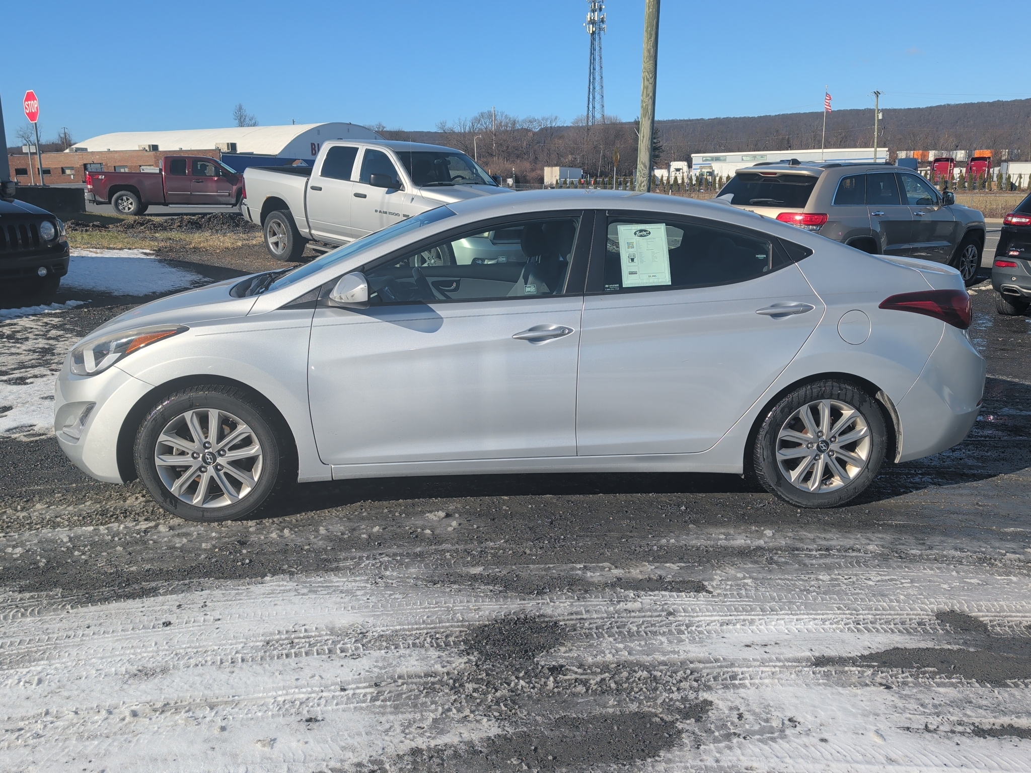 2014 Hyundai Elantra SE's photo