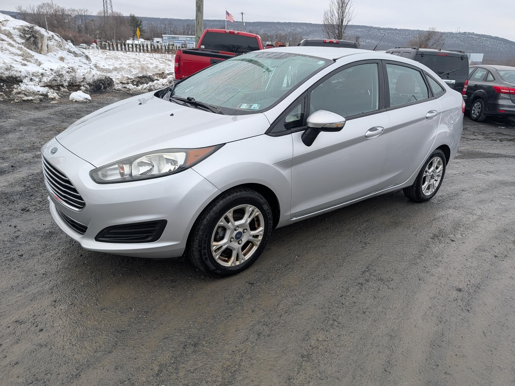 2016 Ford Fiesta SE Sedan