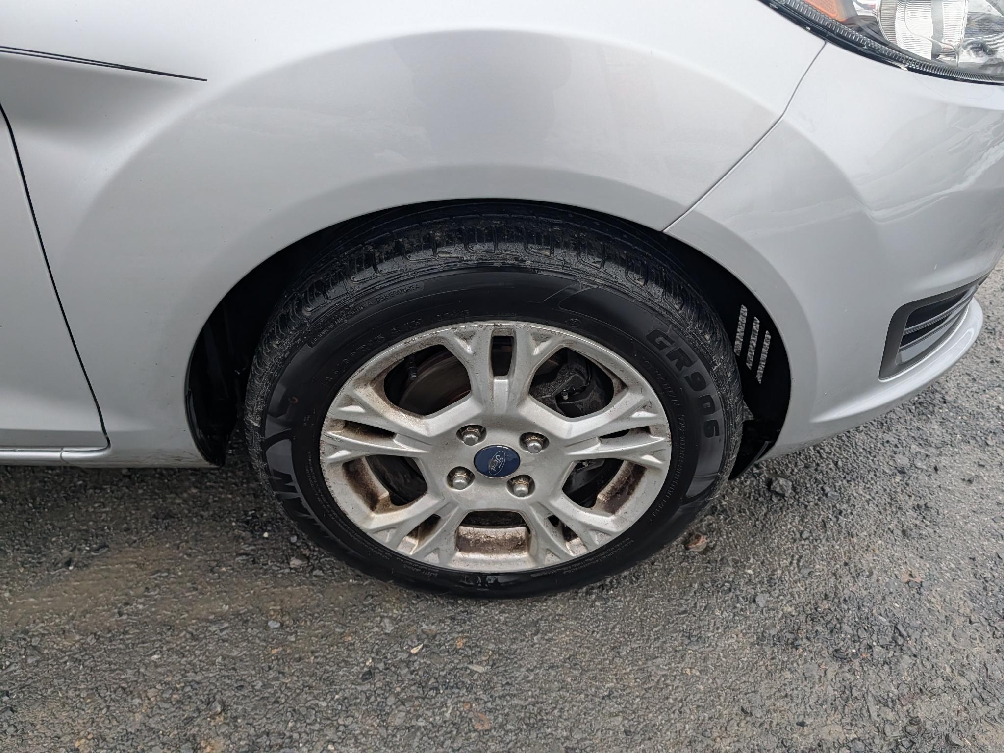 Ford Fiesta SE Sedan 2016