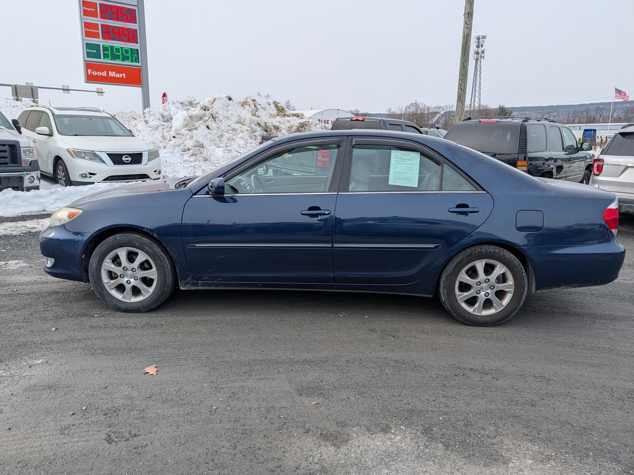 2005 Toyota Camry Standard