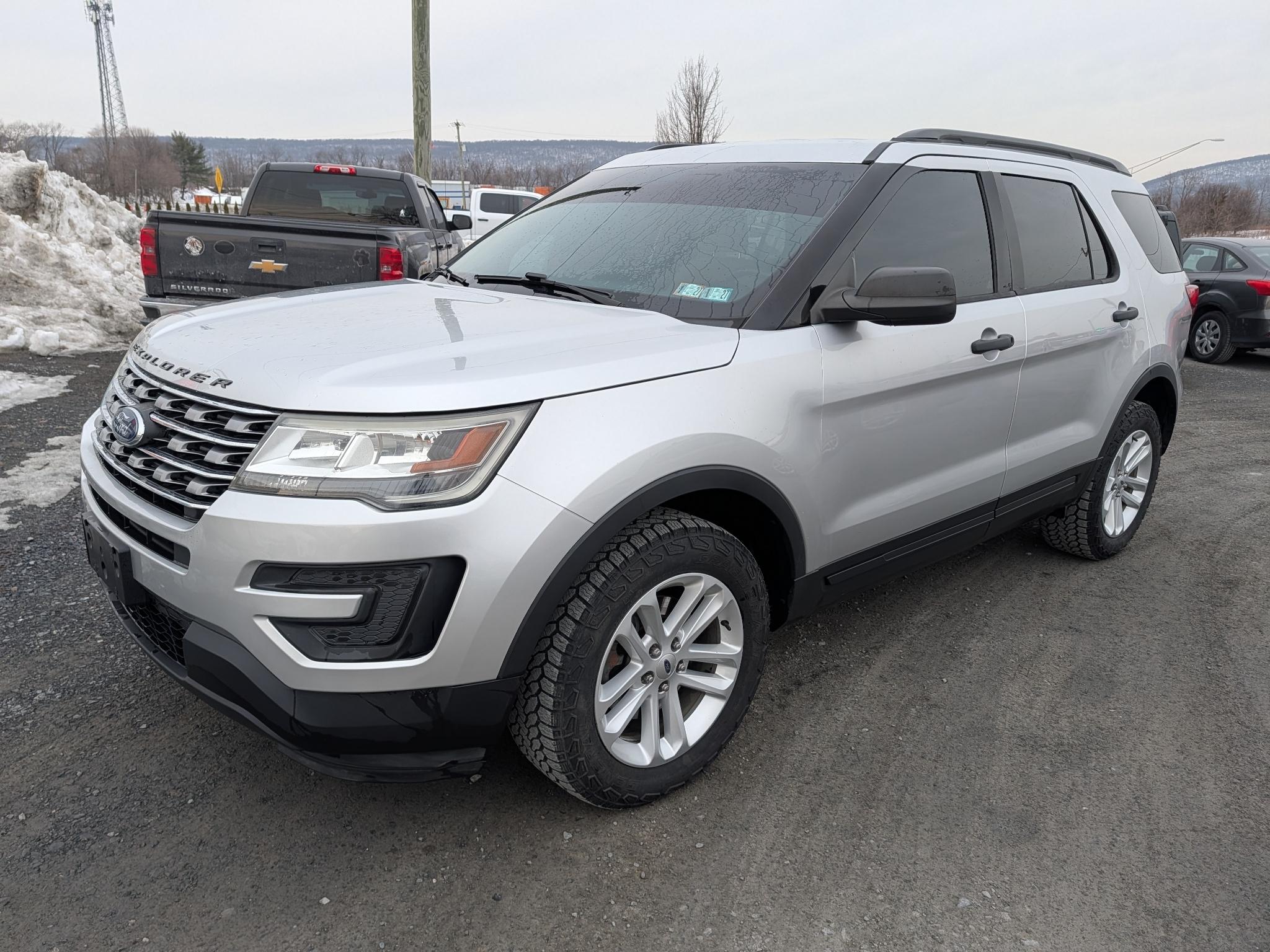 2016 Ford Explorer 4dr XLT 4WD