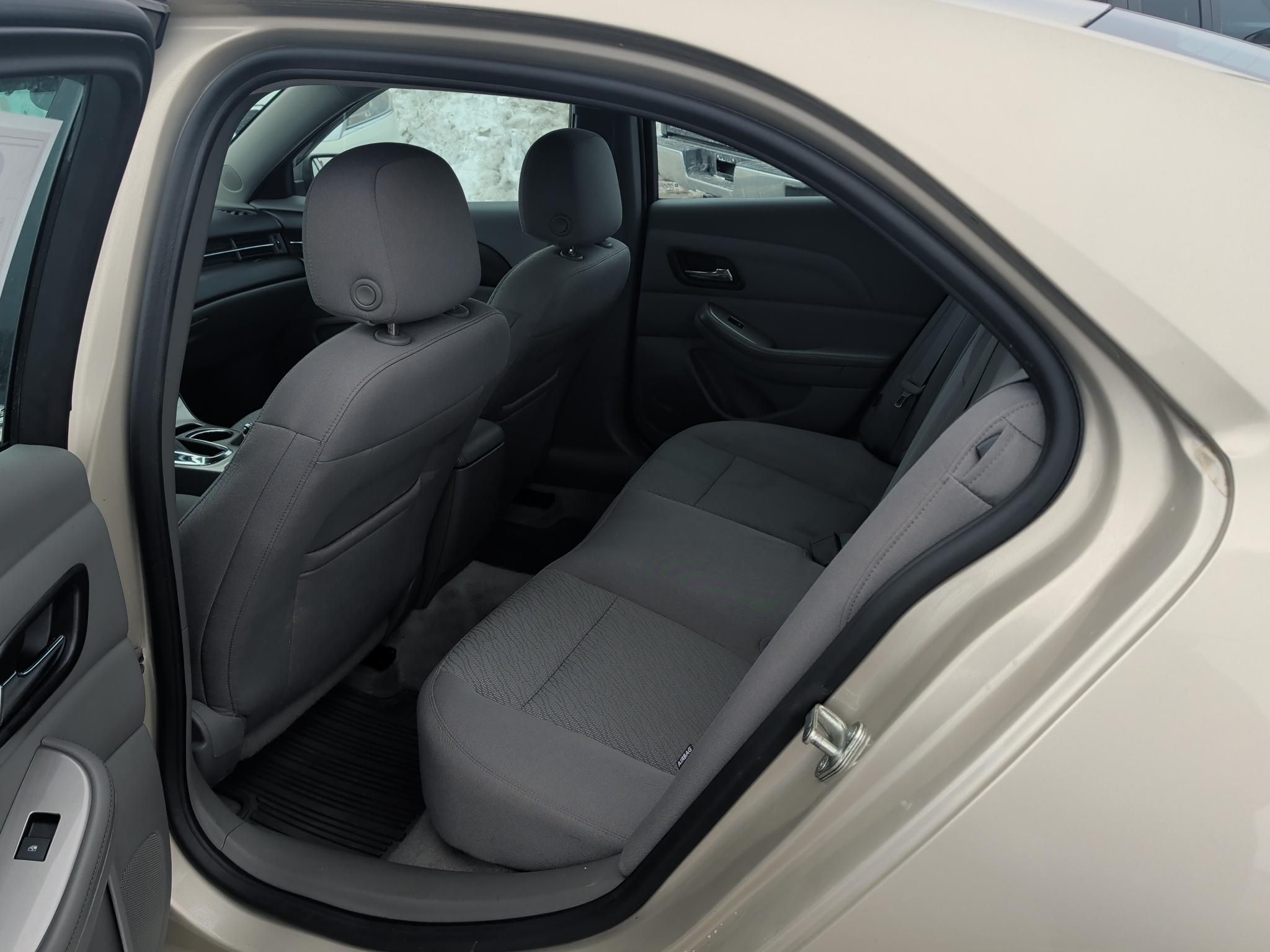 Chevrolet Malibu LS 2014