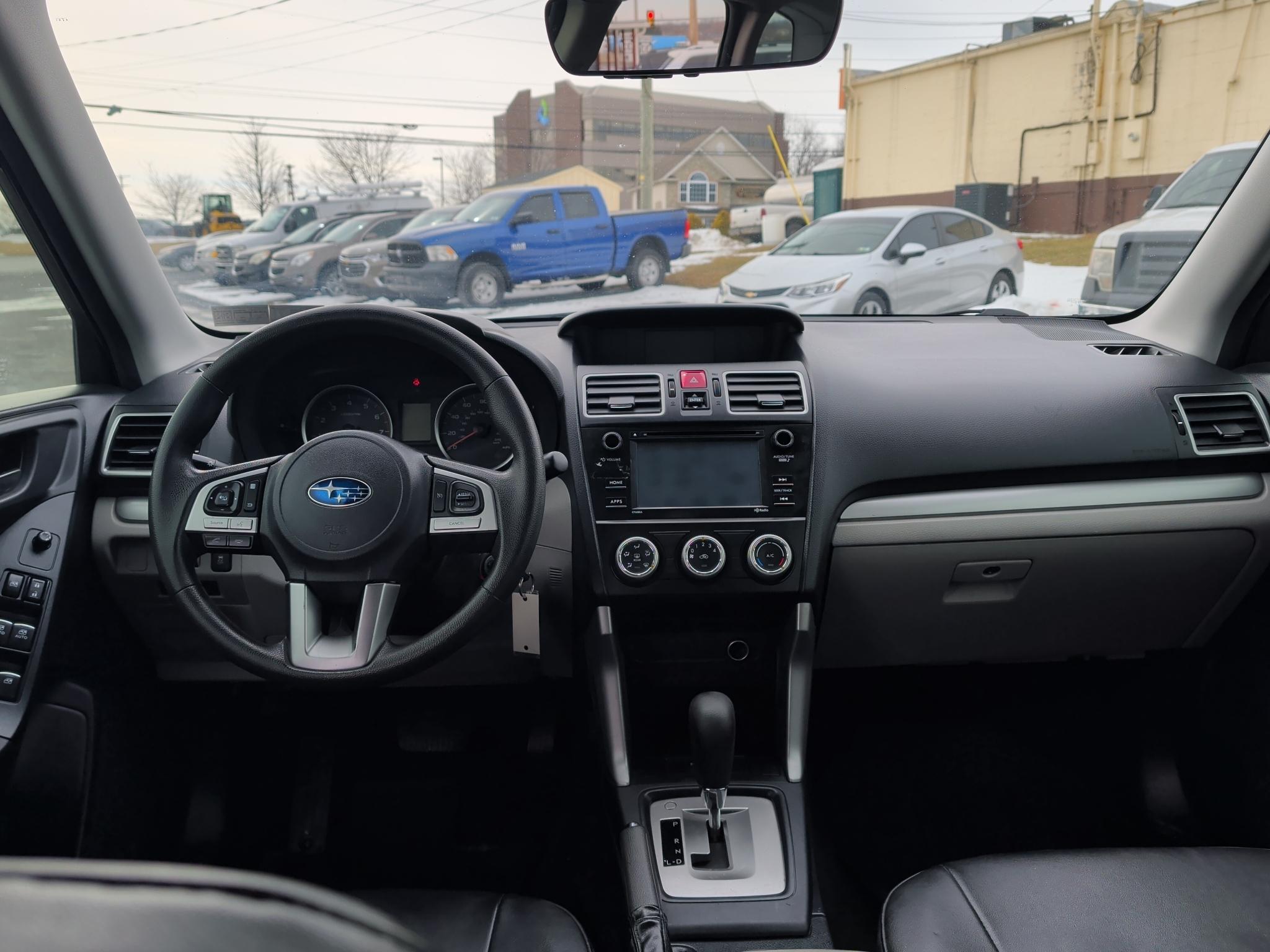 Subaru Forester 2.5i Premium PZEV CVT 2017