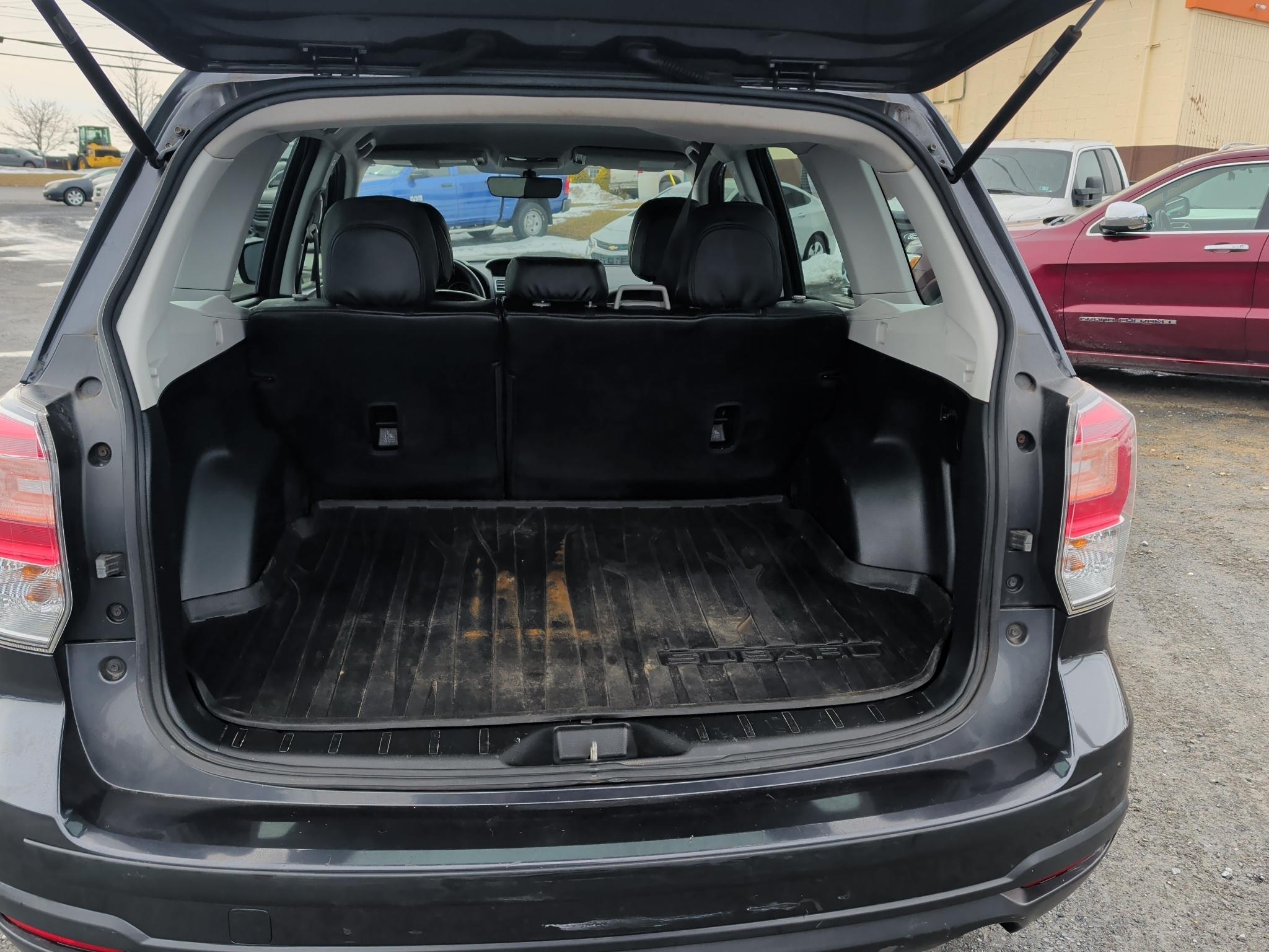 Subaru Forester 2.5i Premium PZEV CVT 2017