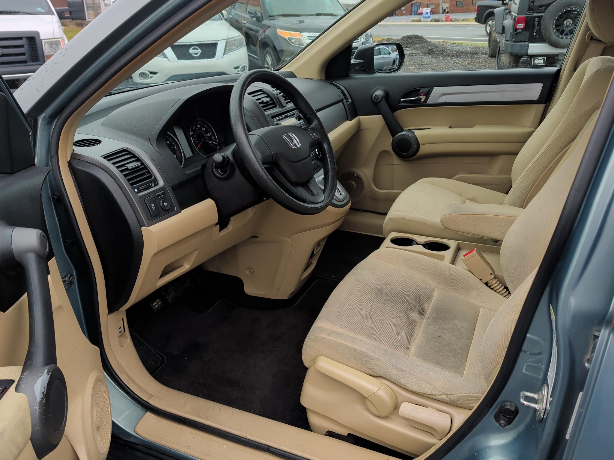 Honda CR-V LX 4WD 5-Speed AT 2010