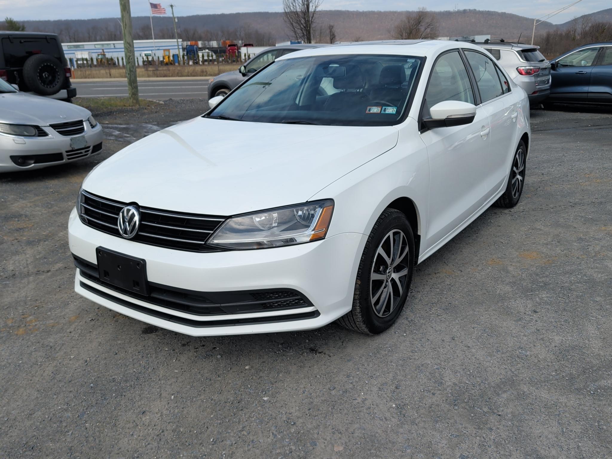 2017 Volkswagen Jetta 1.4T SE Manual