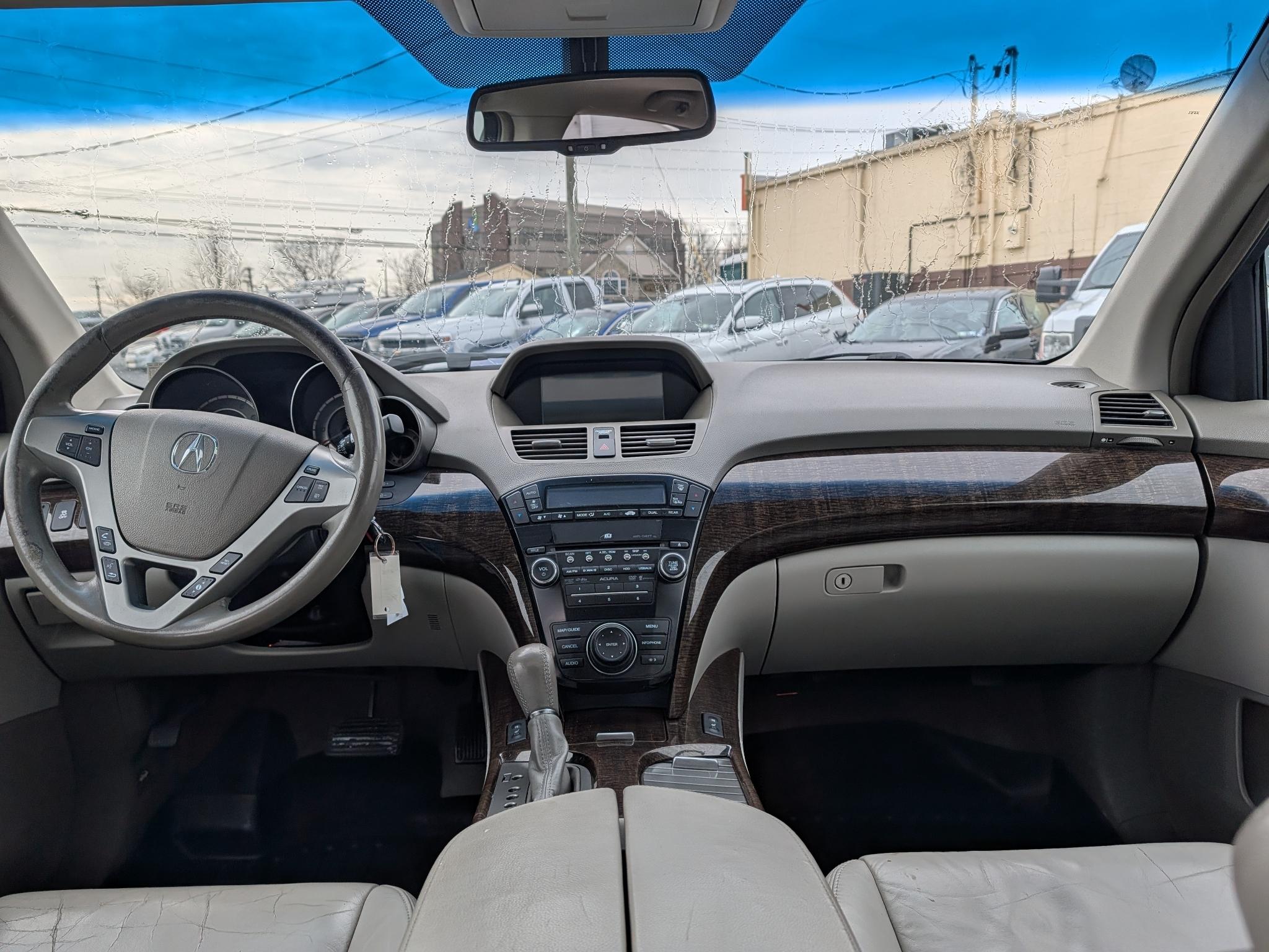 Acura MDX 6-Spd AT w/Tech Package 2012