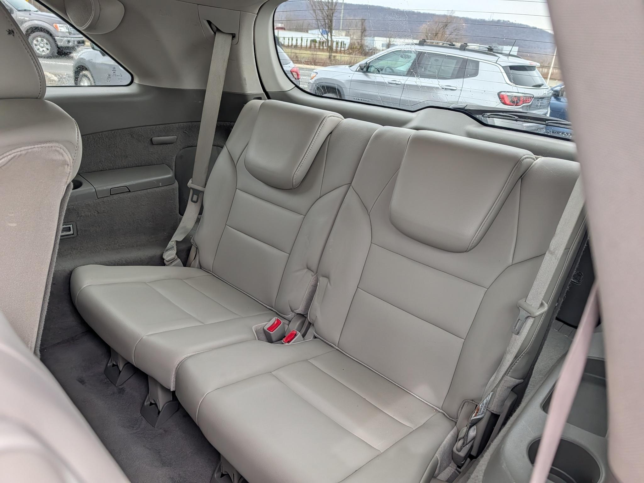 Acura MDX 6-Spd AT w/Tech Package 2012