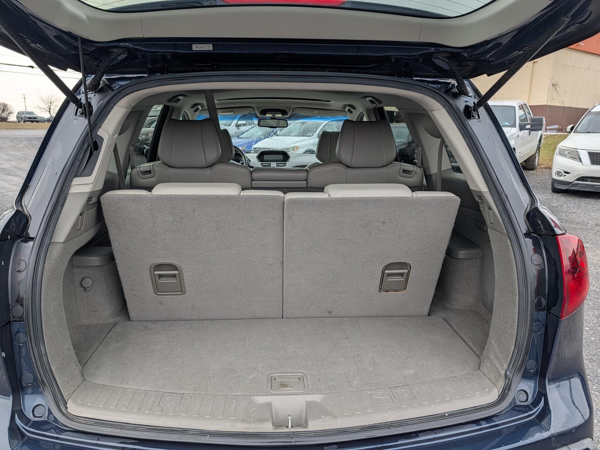 Acura MDX 6-Spd AT w/Tech Package 2012