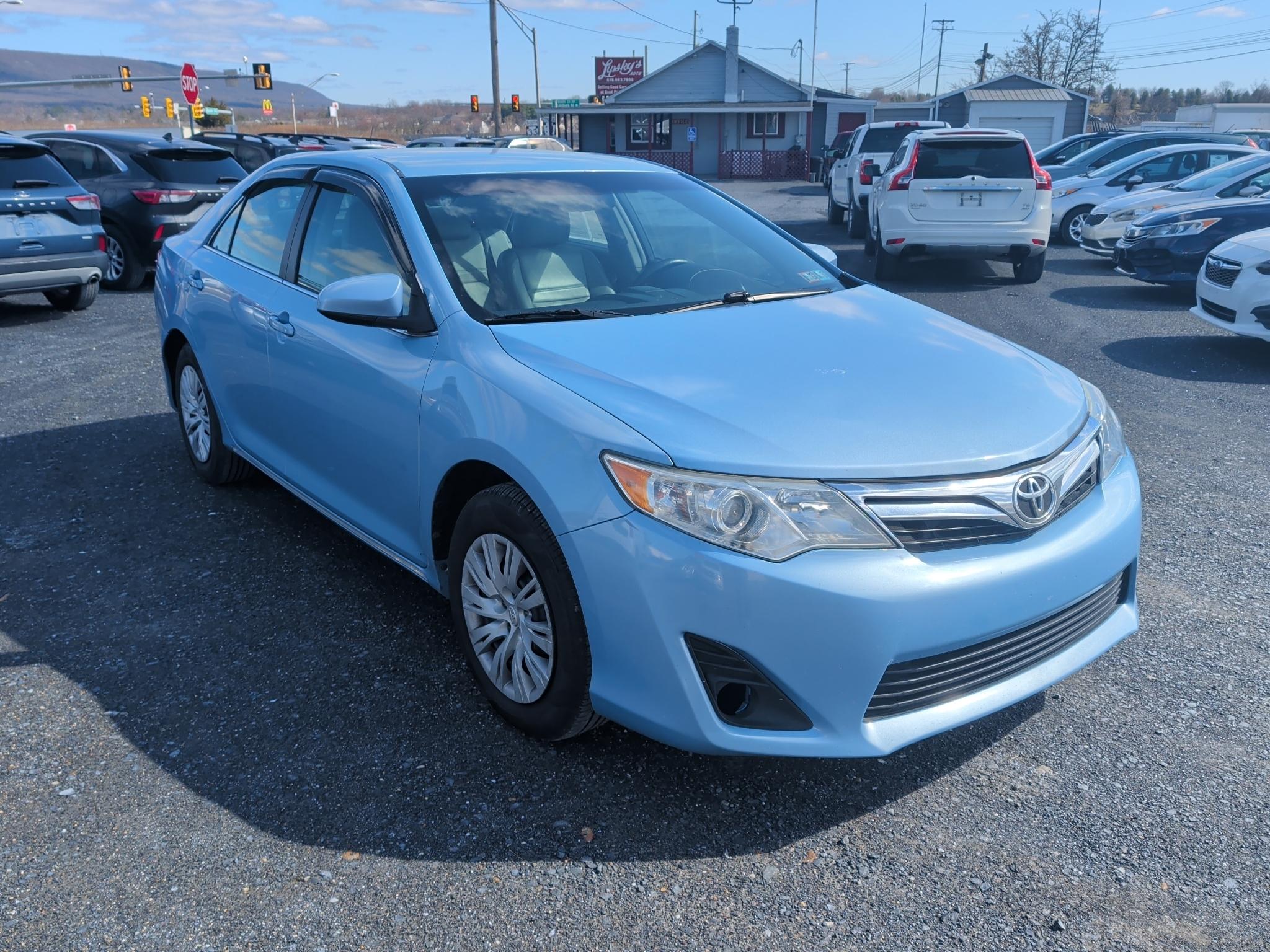 Toyota Camry LE 2012