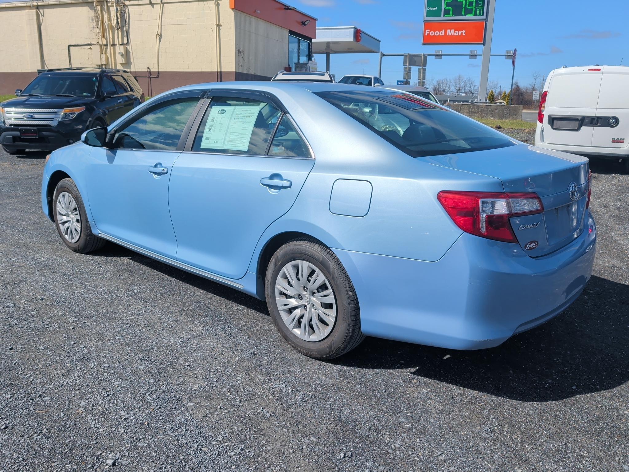 Toyota Camry LE 2012