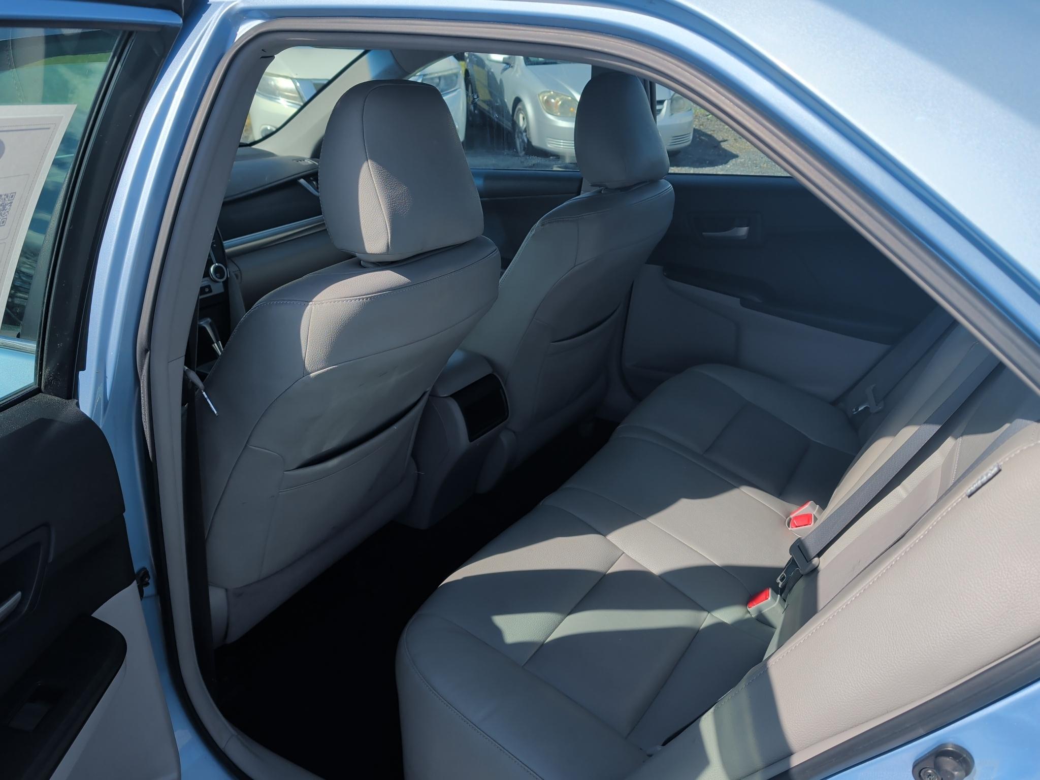 Toyota Camry LE 2012