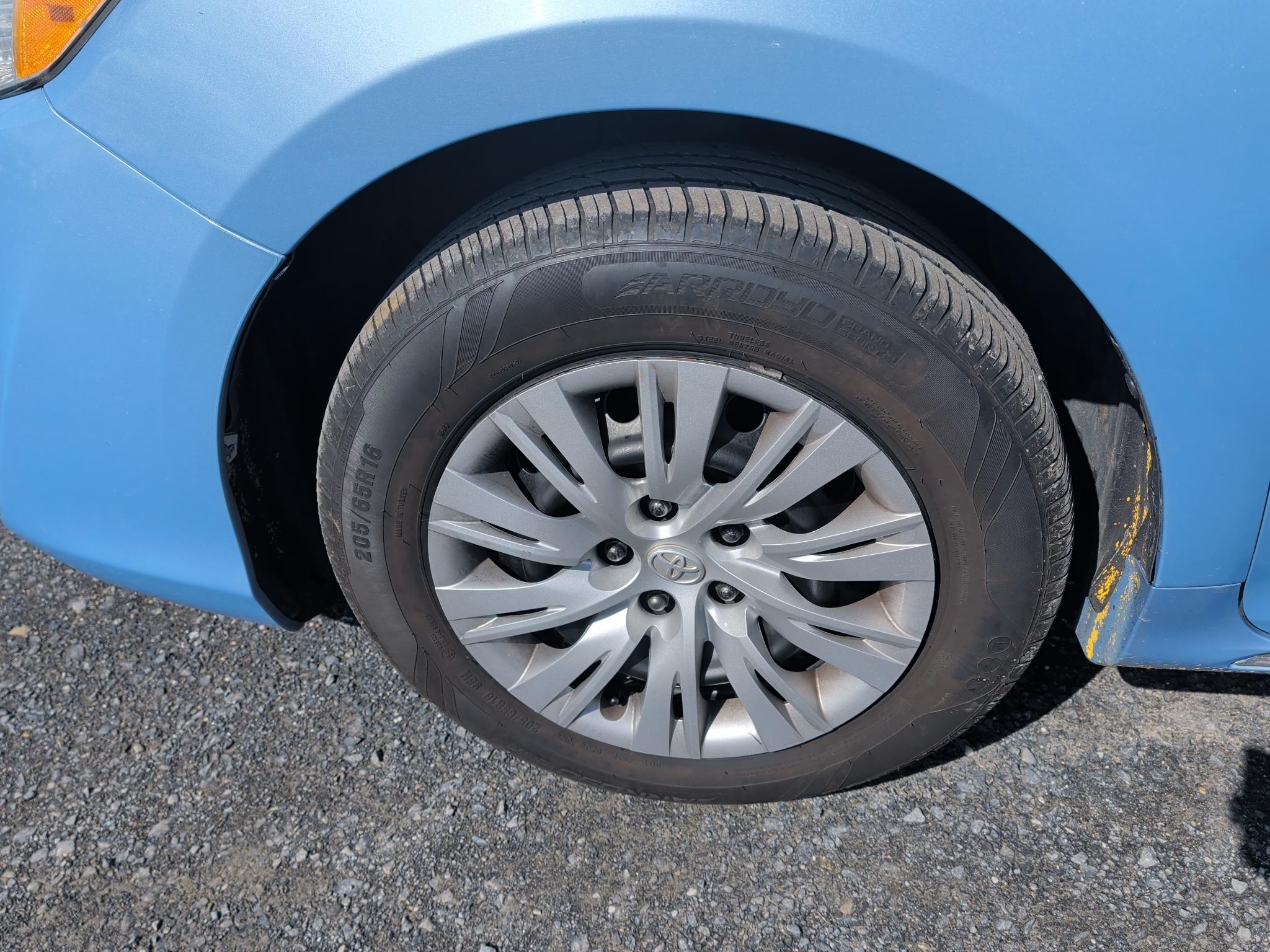 Toyota Camry LE 2012