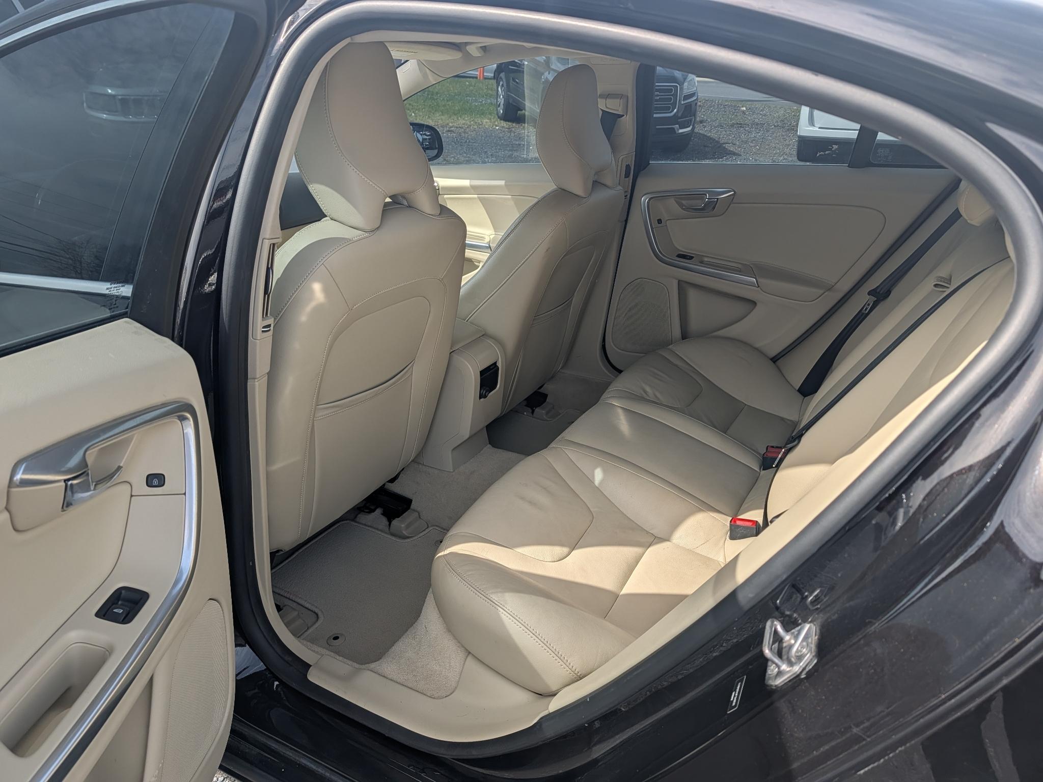 Volvo S60 2.5 Premier 4WD 2015