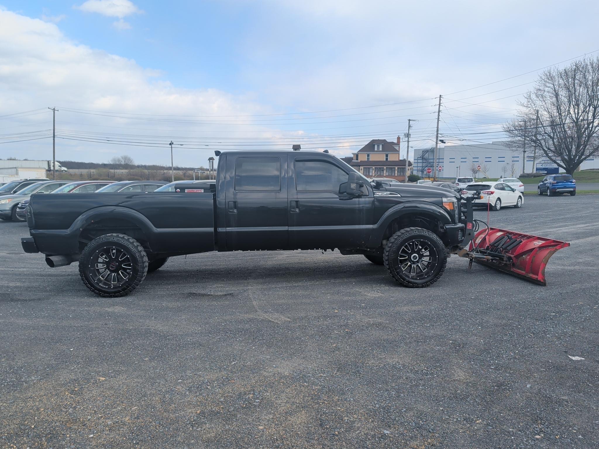 Ford F350 XL Crew Cab SRW 2011