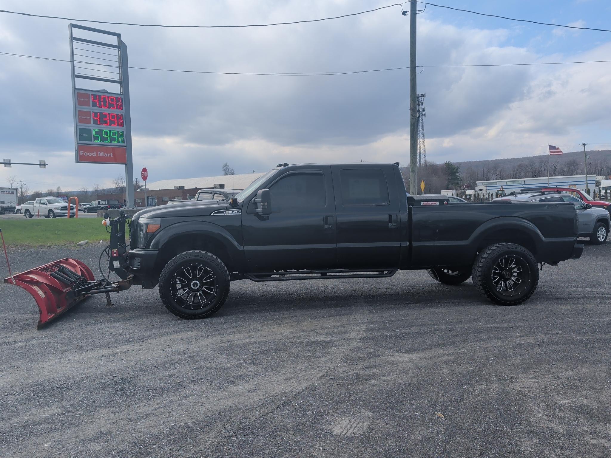 Ford F350 XL Crew Cab SRW 2011