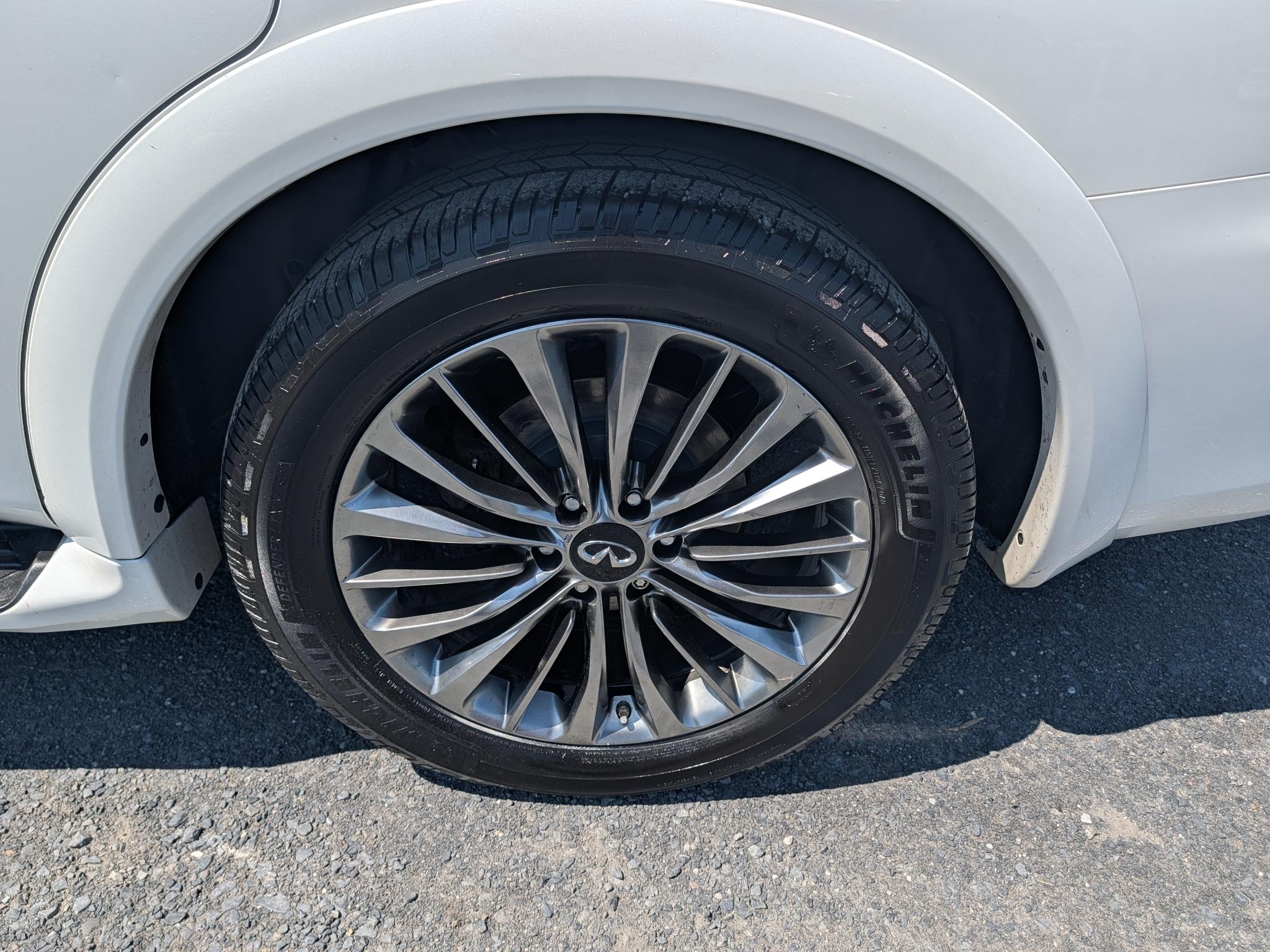 Infiniti QX80 Limited 4WD 2019