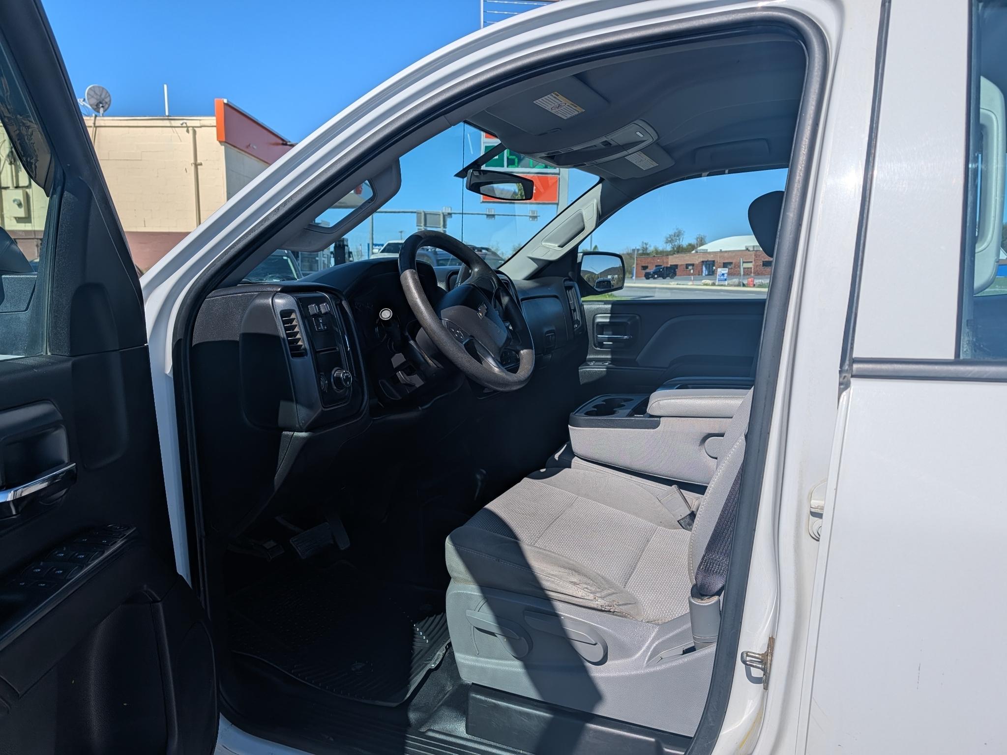 Chevrolet Silverado 2500HD Work Truck Double Cab Long Box 4WD 2017