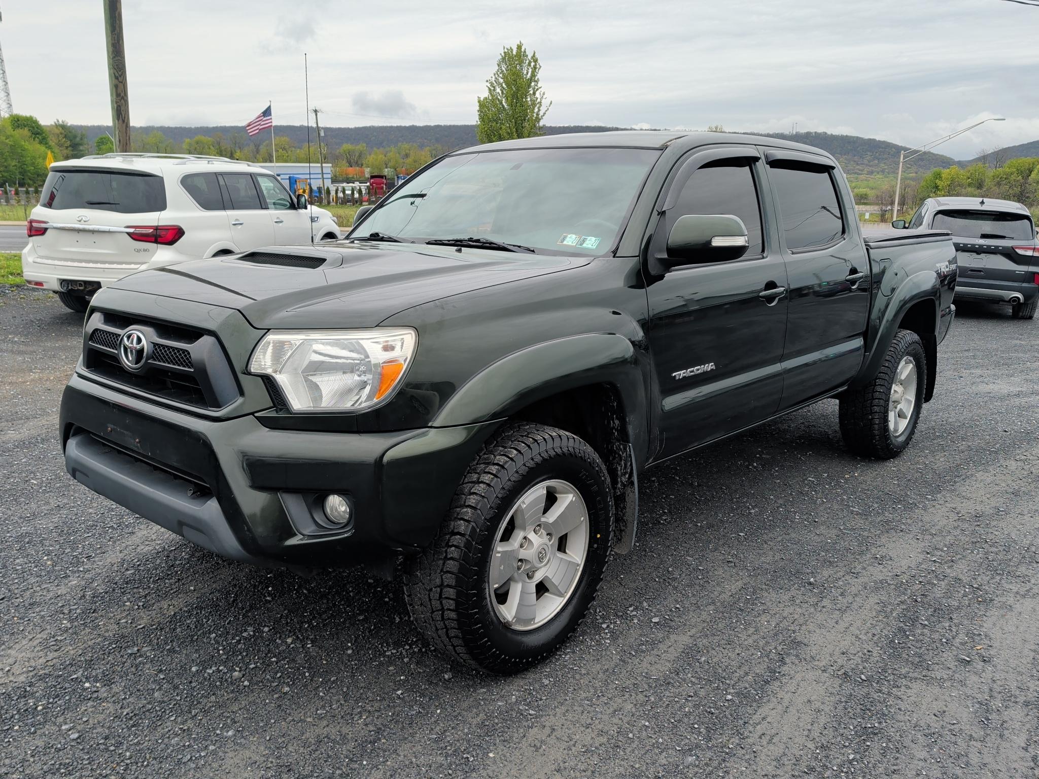Toyota Tacoma Double Cab V6 5AT 4WD 2014