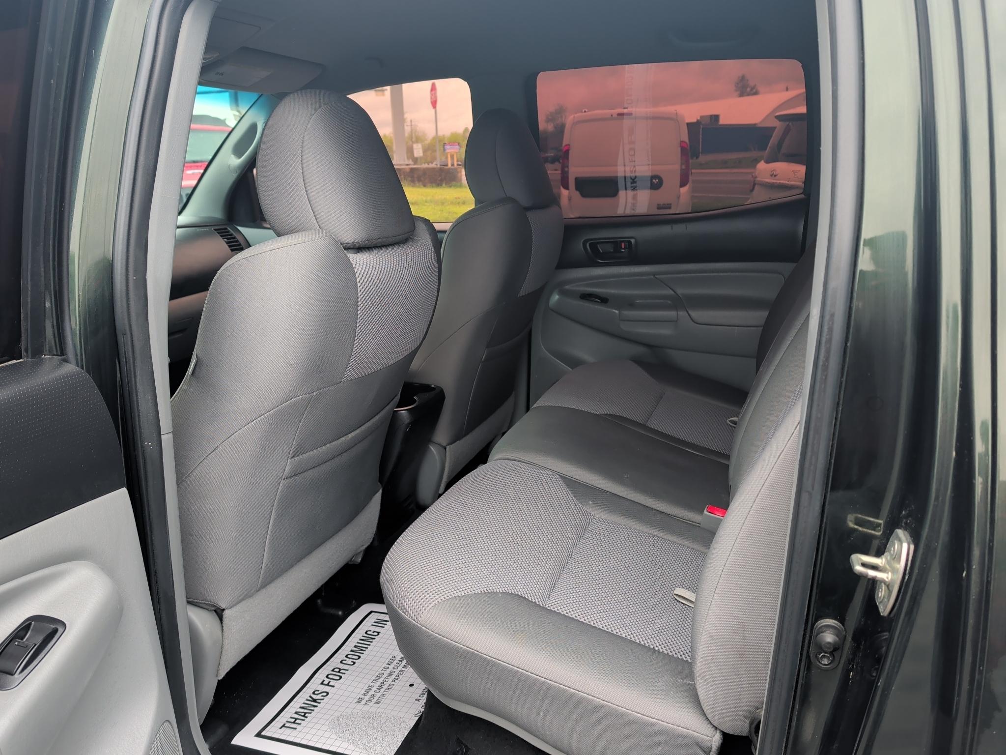 Toyota Tacoma Double Cab V6 5AT 4WD 2014