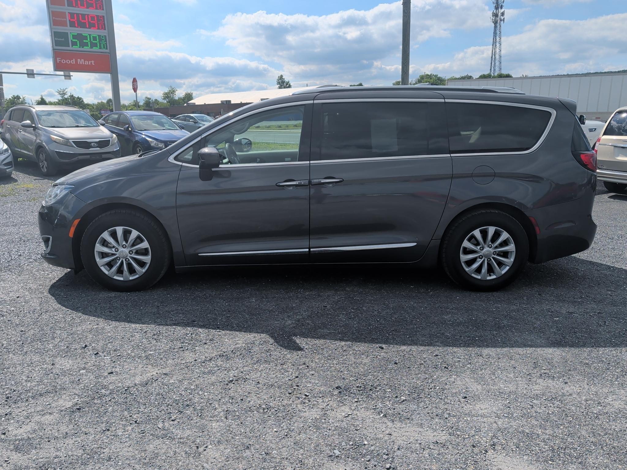Chrysler Pacifica Touring-L 2018