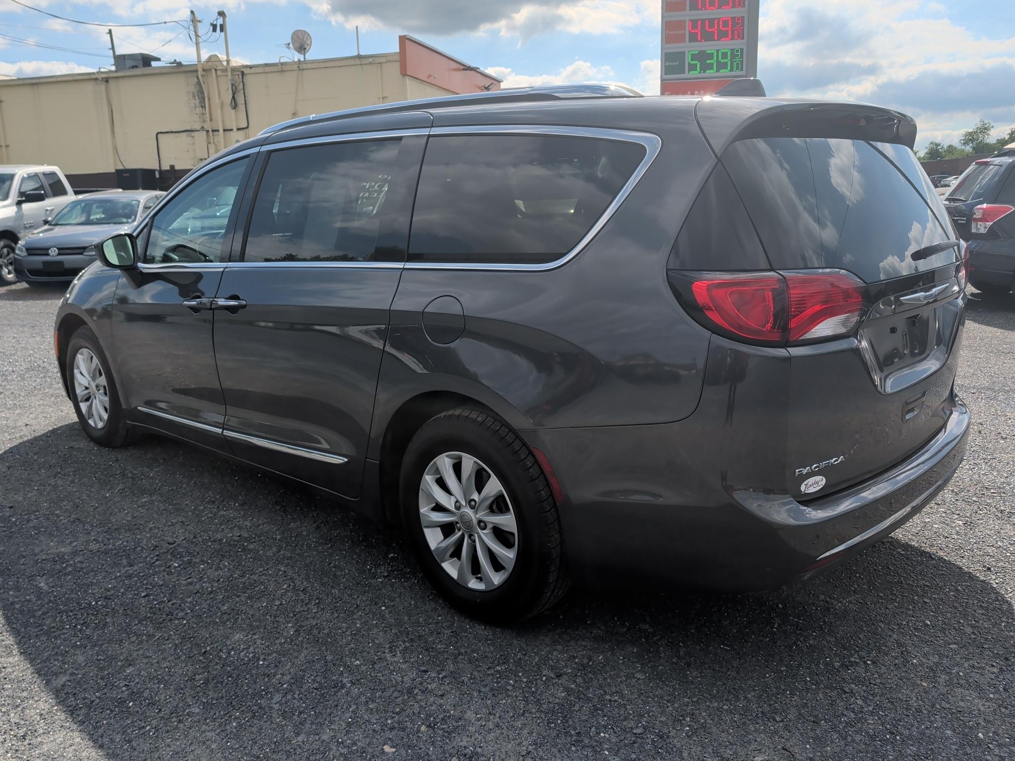 Chrysler Pacifica Touring-L 2018