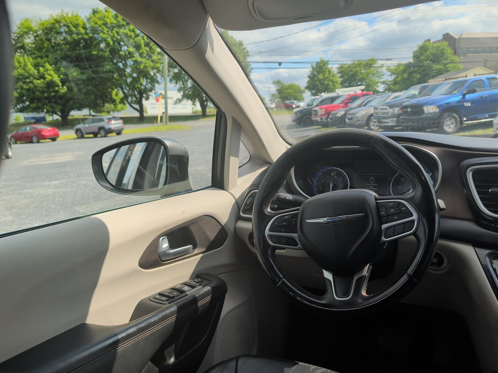 Chrysler Pacifica Touring-L 2018