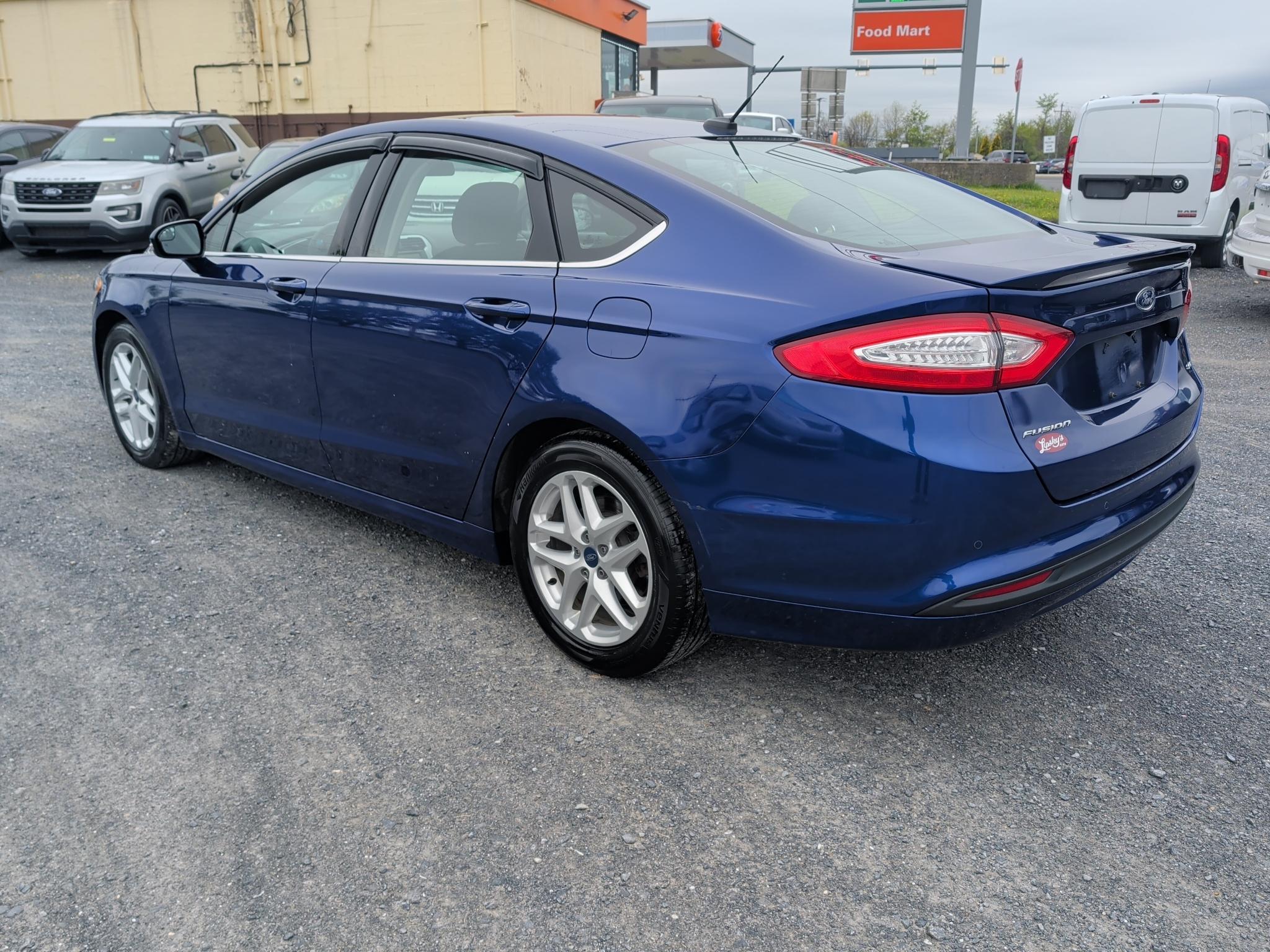 Ford Fusion SE 2016