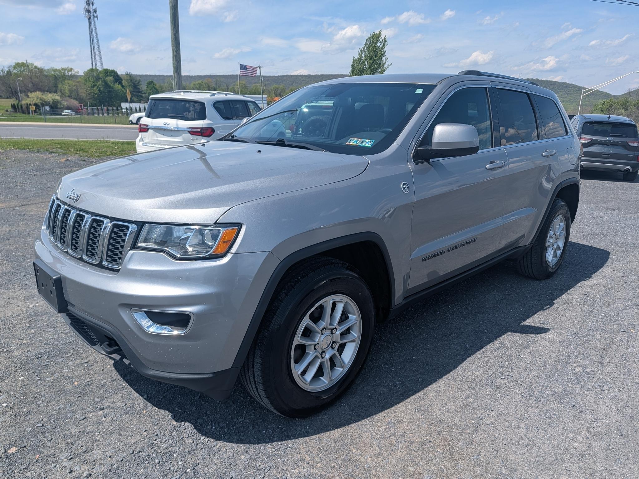 Jeep Grand Cherokee 4dr Laredo 4WD 2019