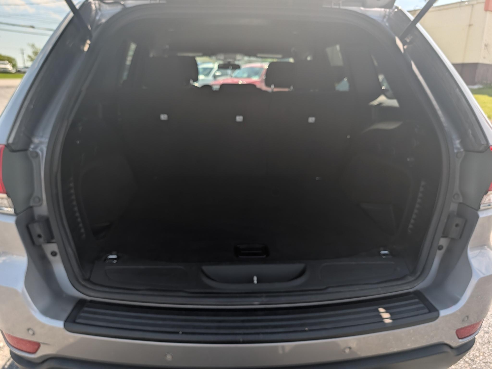 Jeep Grand Cherokee 4dr Laredo 4WD 2019