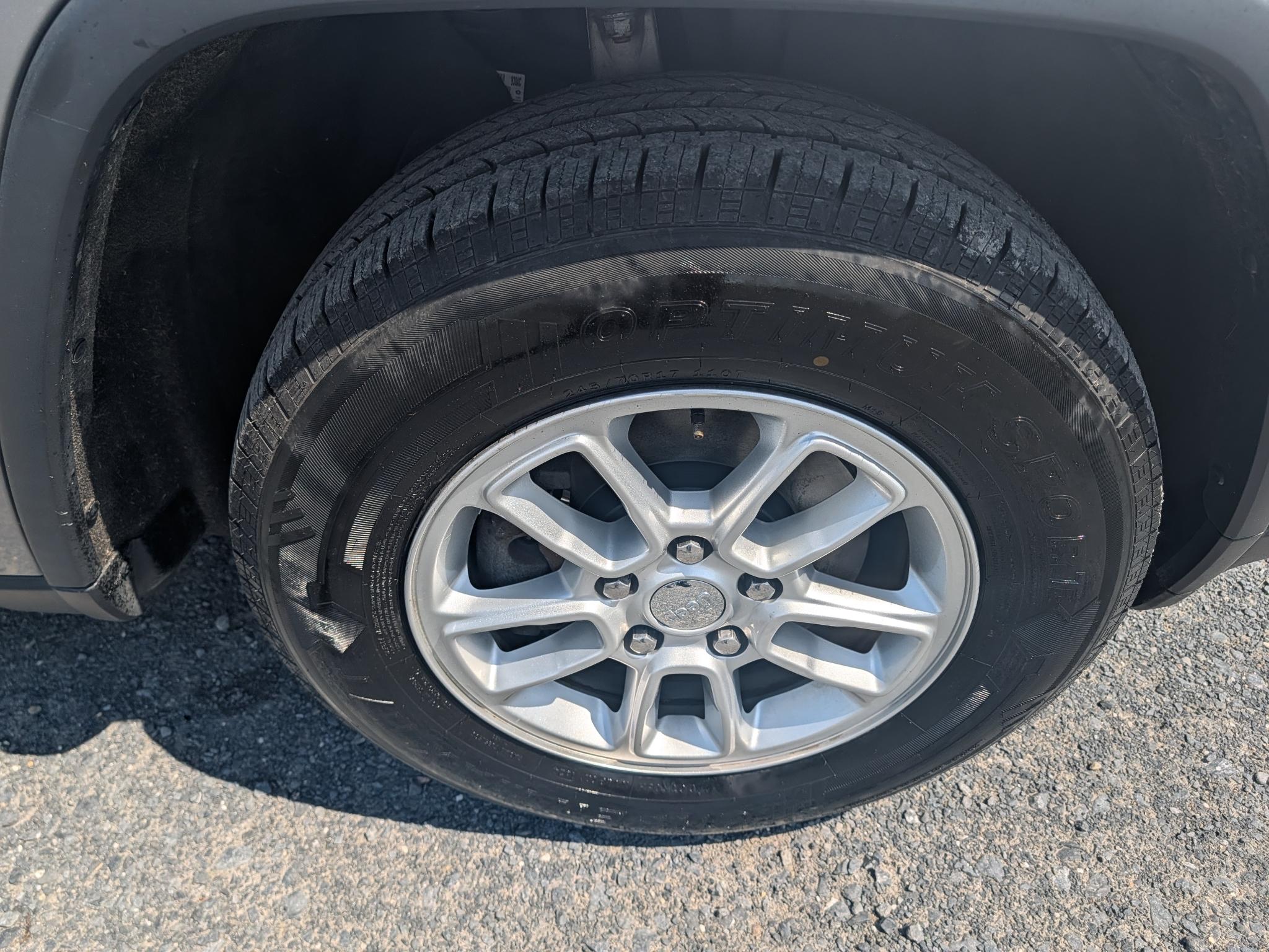Jeep Grand Cherokee 4dr Laredo 4WD 2019