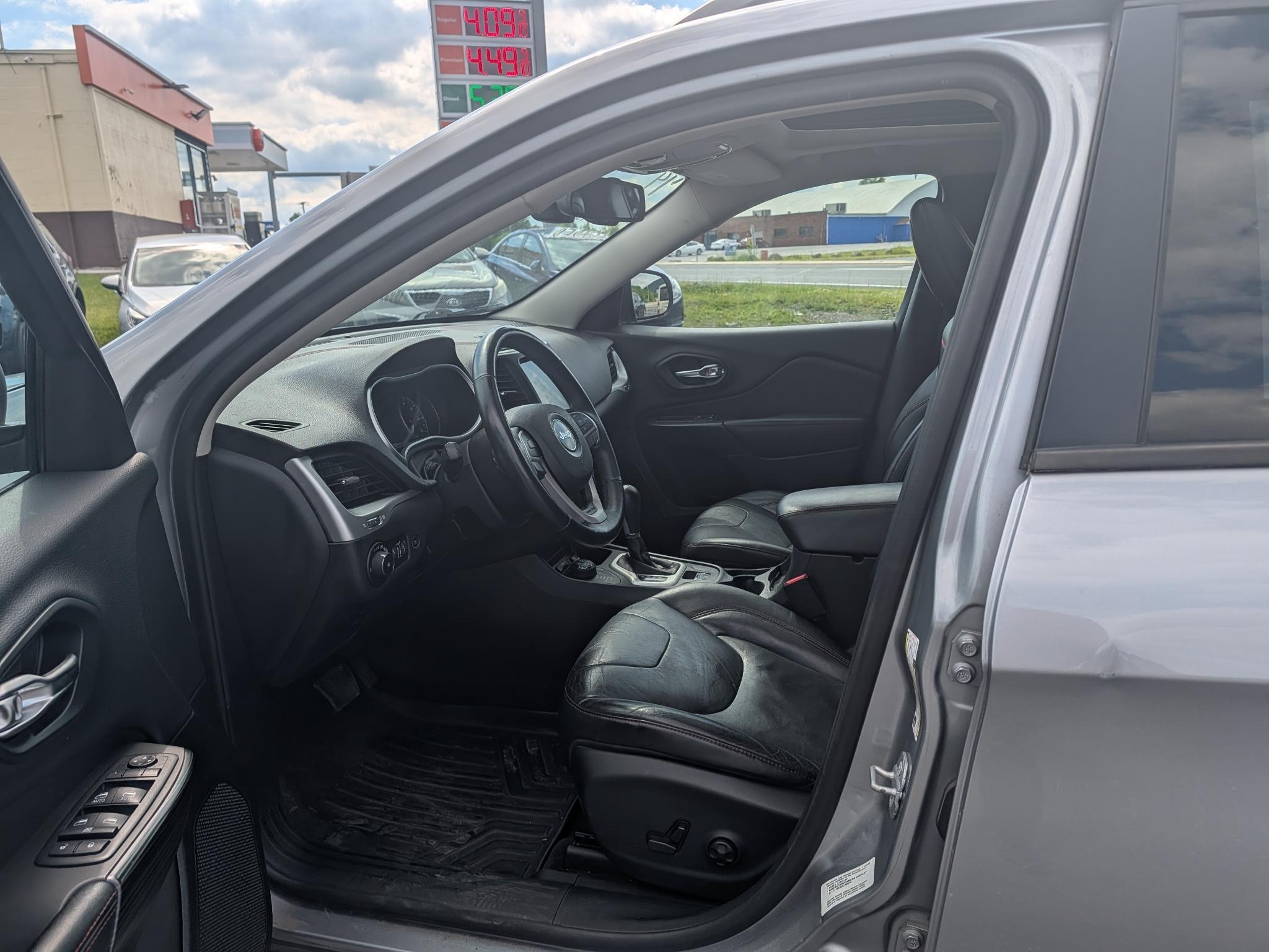Jeep Cherokee Trailhawk 4x4 2014
