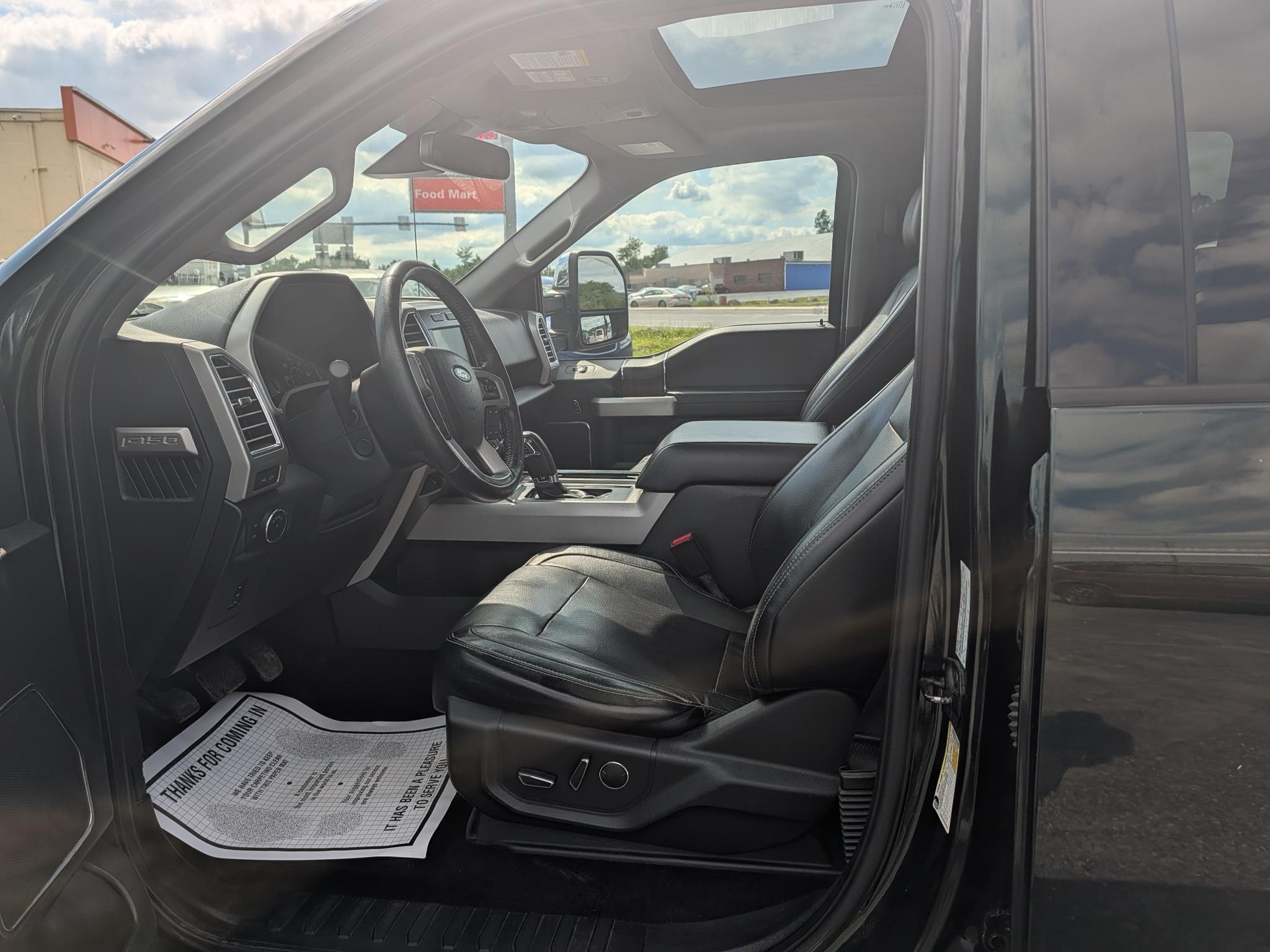 Ford F-150 Lariat SuperCrew 5.5-ft. Bed 4WD 2016