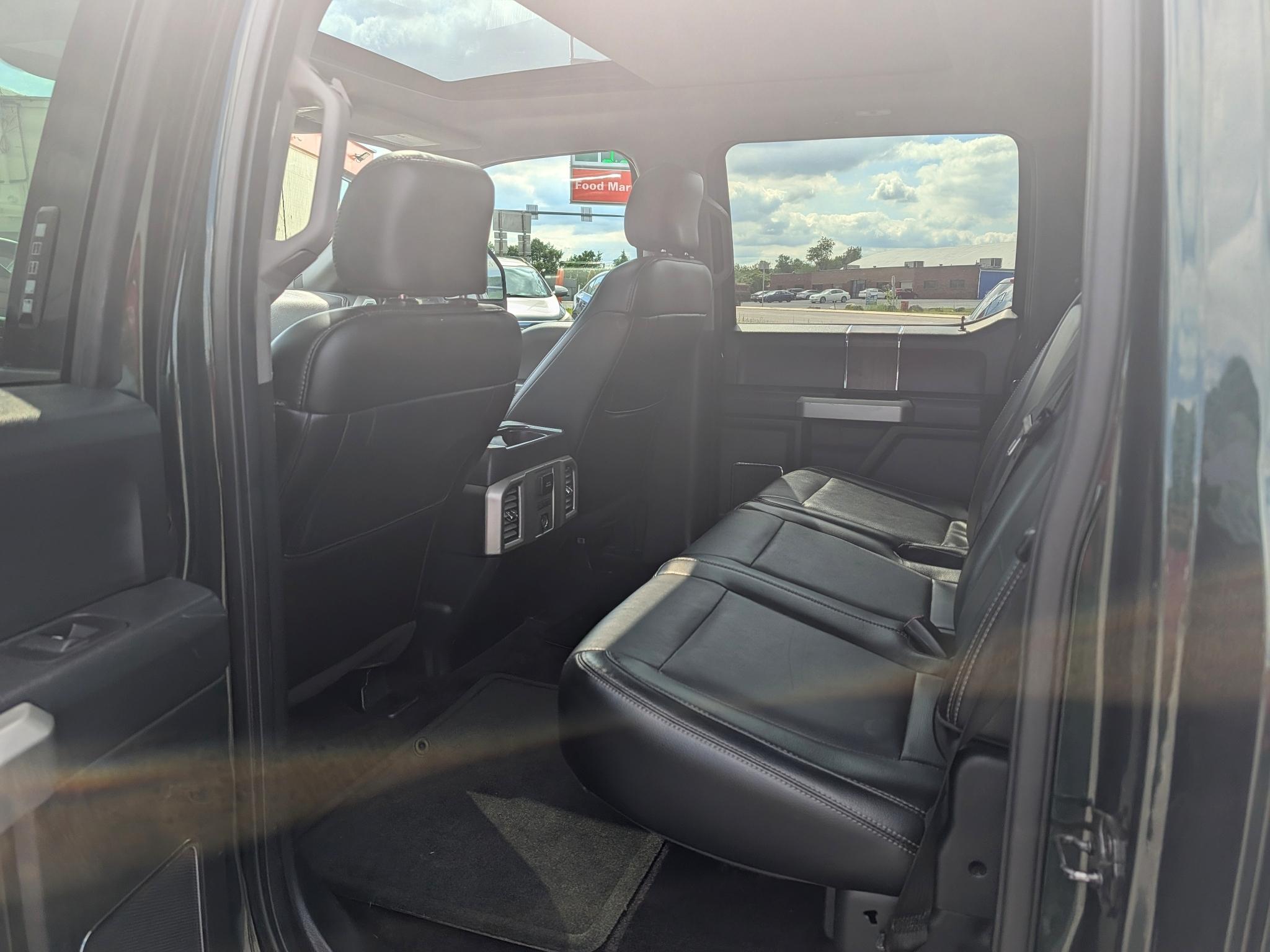 Ford F-150 Lariat SuperCrew 5.5-ft. Bed 4WD 2016
